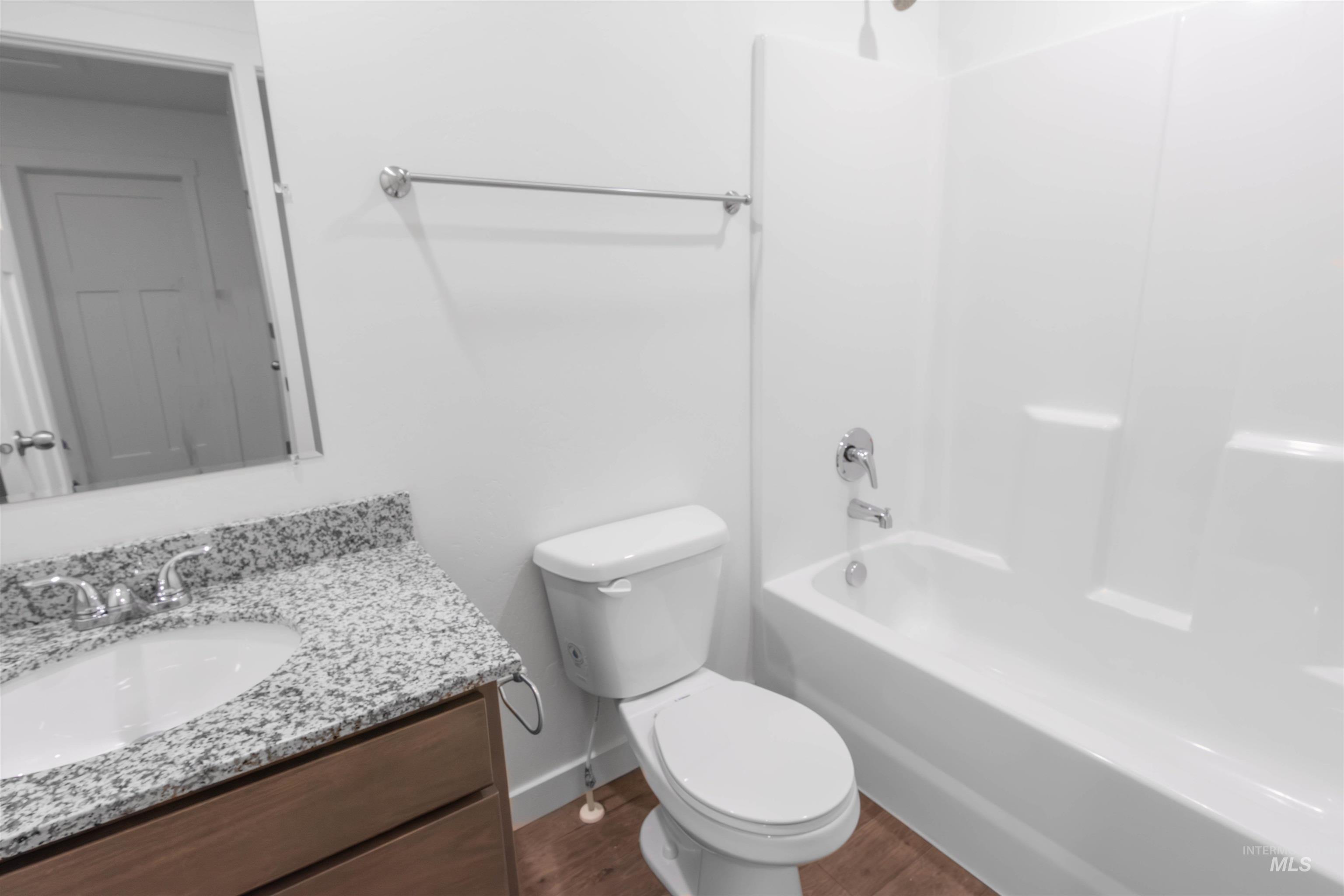 16896 N Balboa Lane, Nampa, Idaho 83687, 3 Bedrooms, 2 Bathrooms, Residential Income For Sale, Price $1,050,000,MLS 98972889