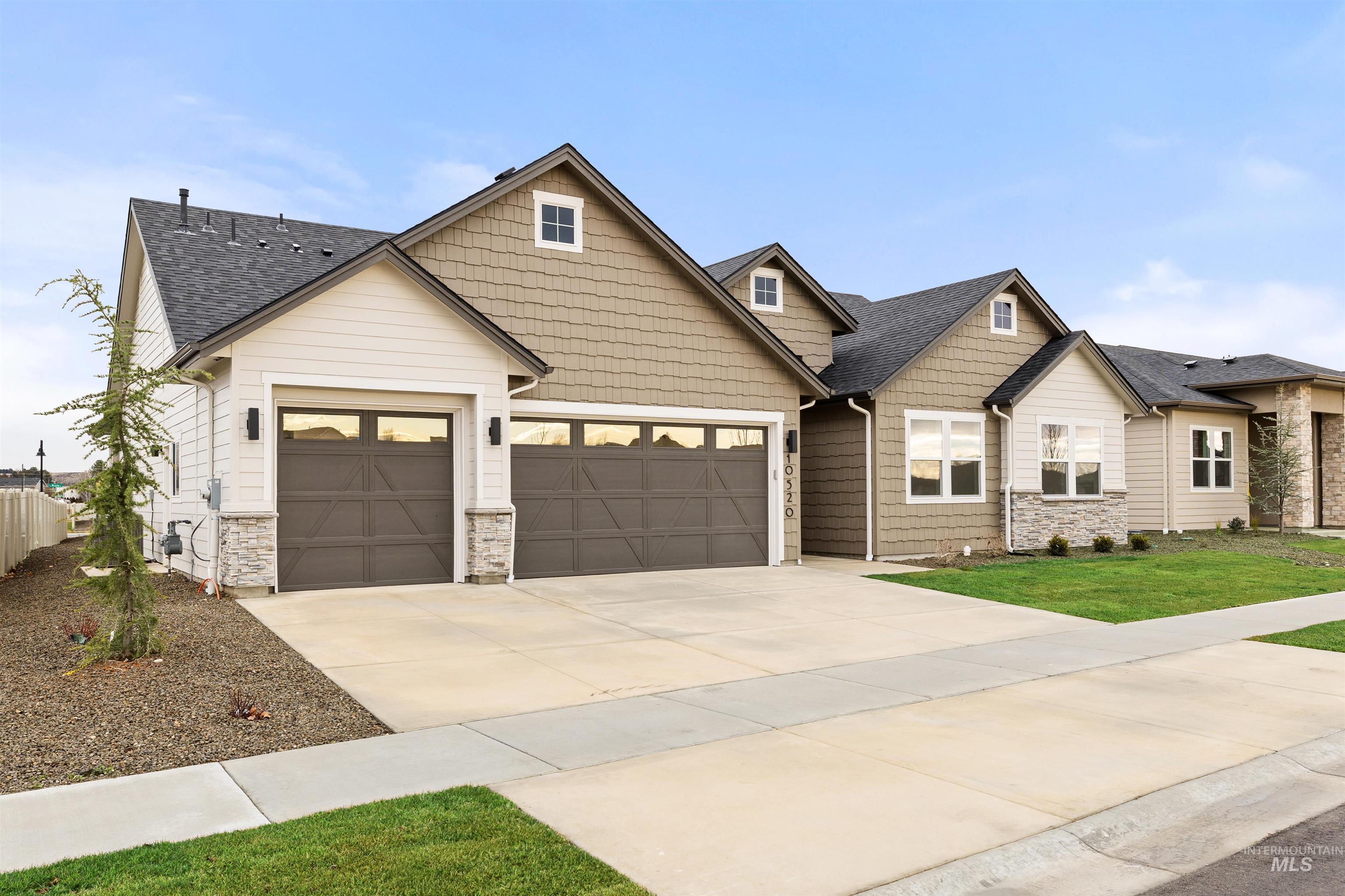 10540 W Mizzle Drive, Star, Idaho 83669, 3 Bedrooms, 2.5 Bathrooms, Residential For Sale, Price $649,900,MLS 98972891