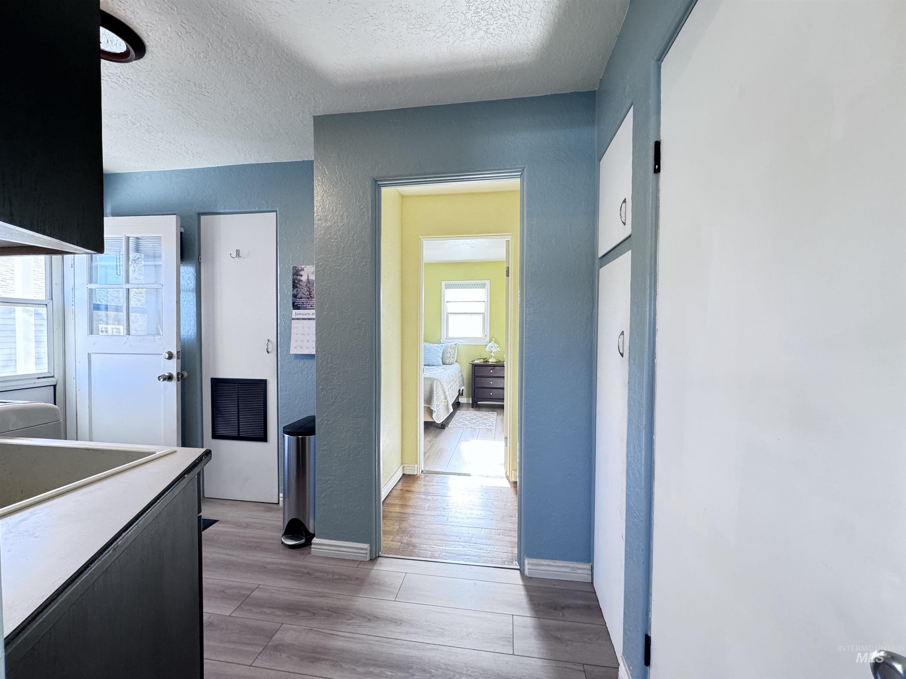 311 Falls Avenue West, Twin Falls, Idaho 83301, 4 Bedrooms, 2 Bathrooms, Residential For Sale, Price $364,900,MLS 98972893