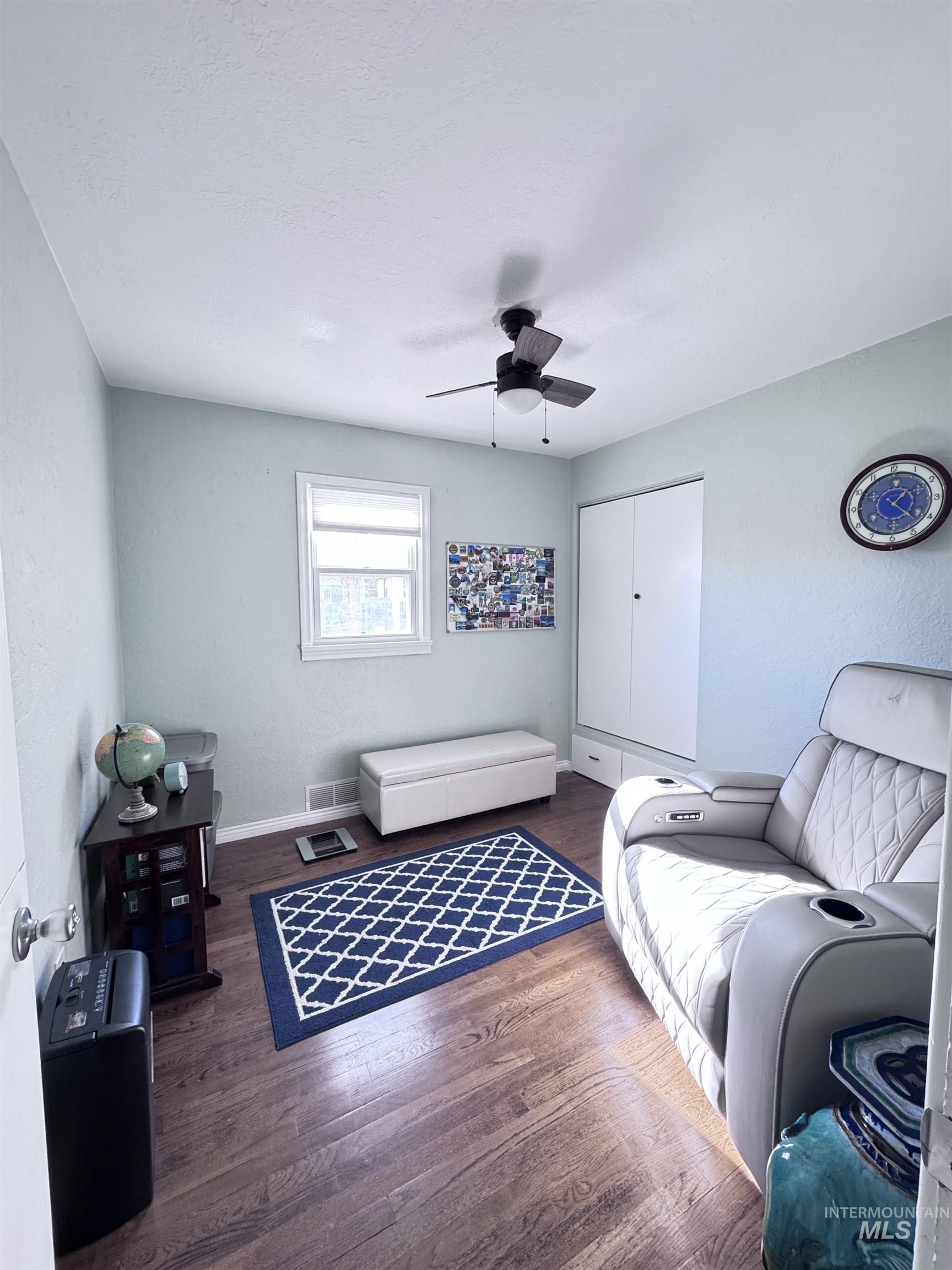 311 Falls Avenue West, Twin Falls, Idaho 83301, 4 Bedrooms, 2 Bathrooms, Residential For Sale, Price $364,900,MLS 98972893