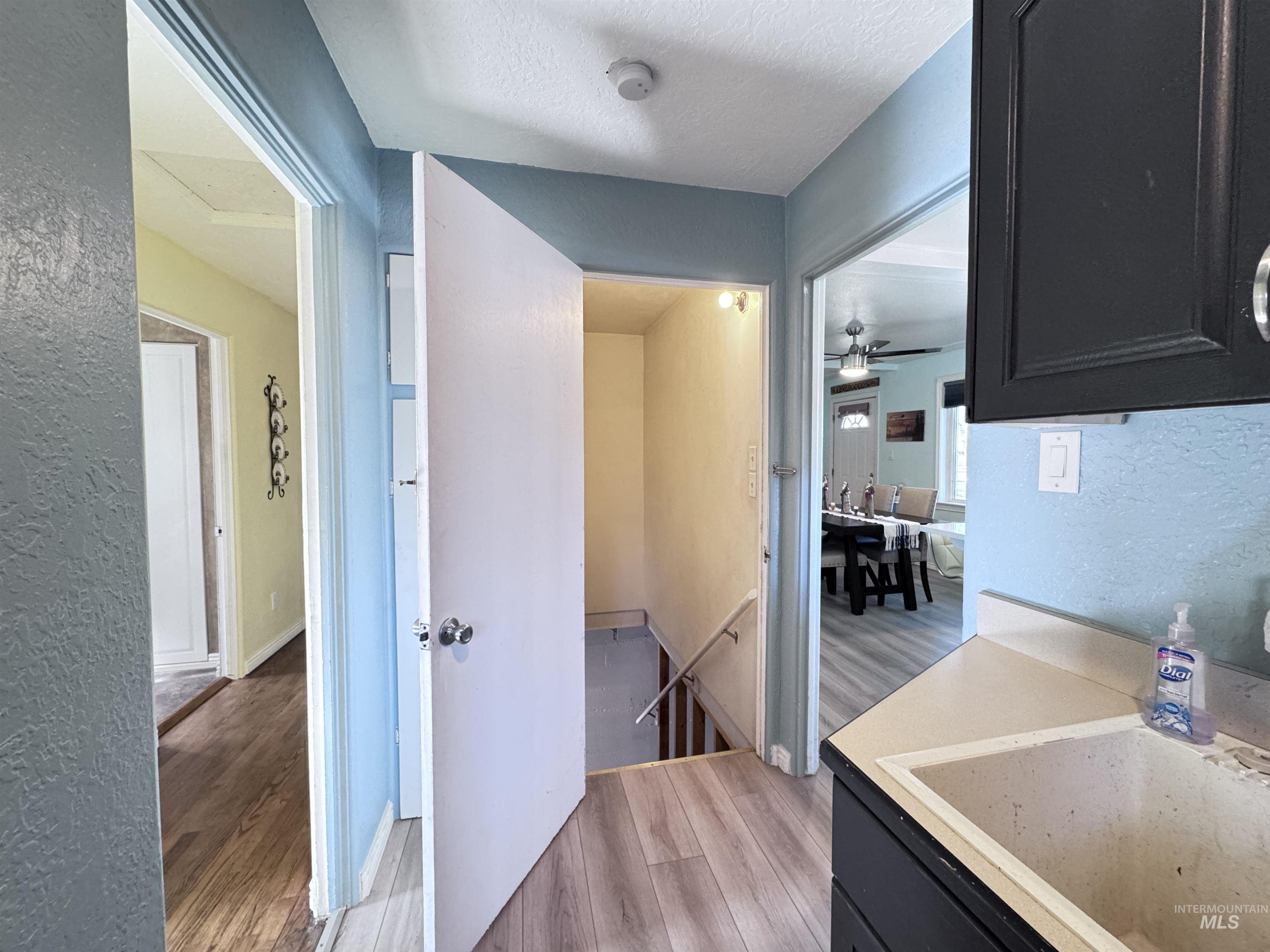 311 Falls Avenue West, Twin Falls, Idaho 83301, 4 Bedrooms, 2 Bathrooms, Residential For Sale, Price $364,900,MLS 98972893