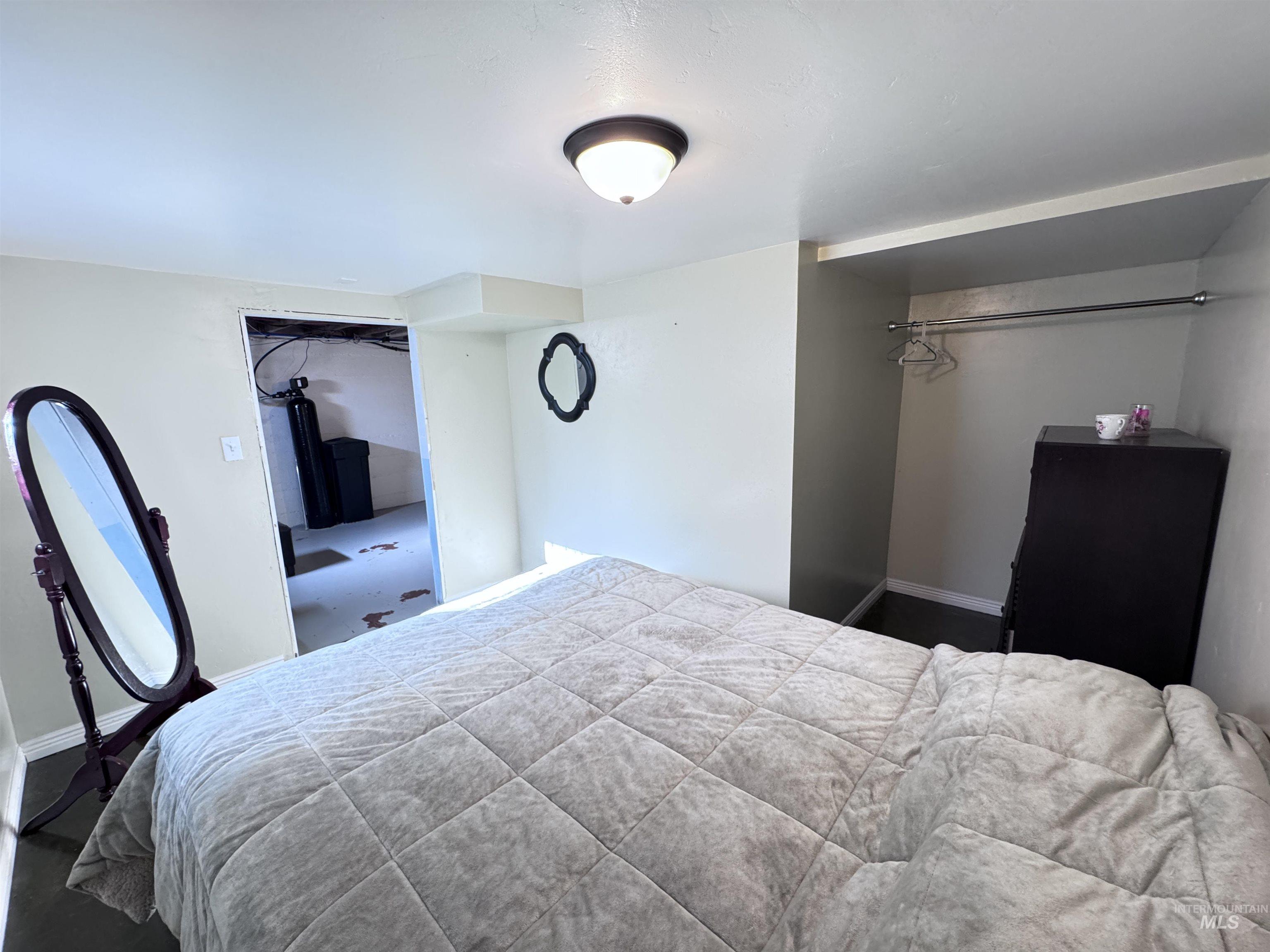 311 Falls Avenue West, Twin Falls, Idaho 83301, 4 Bedrooms, 2 Bathrooms, Residential For Sale, Price $364,900,MLS 98972893