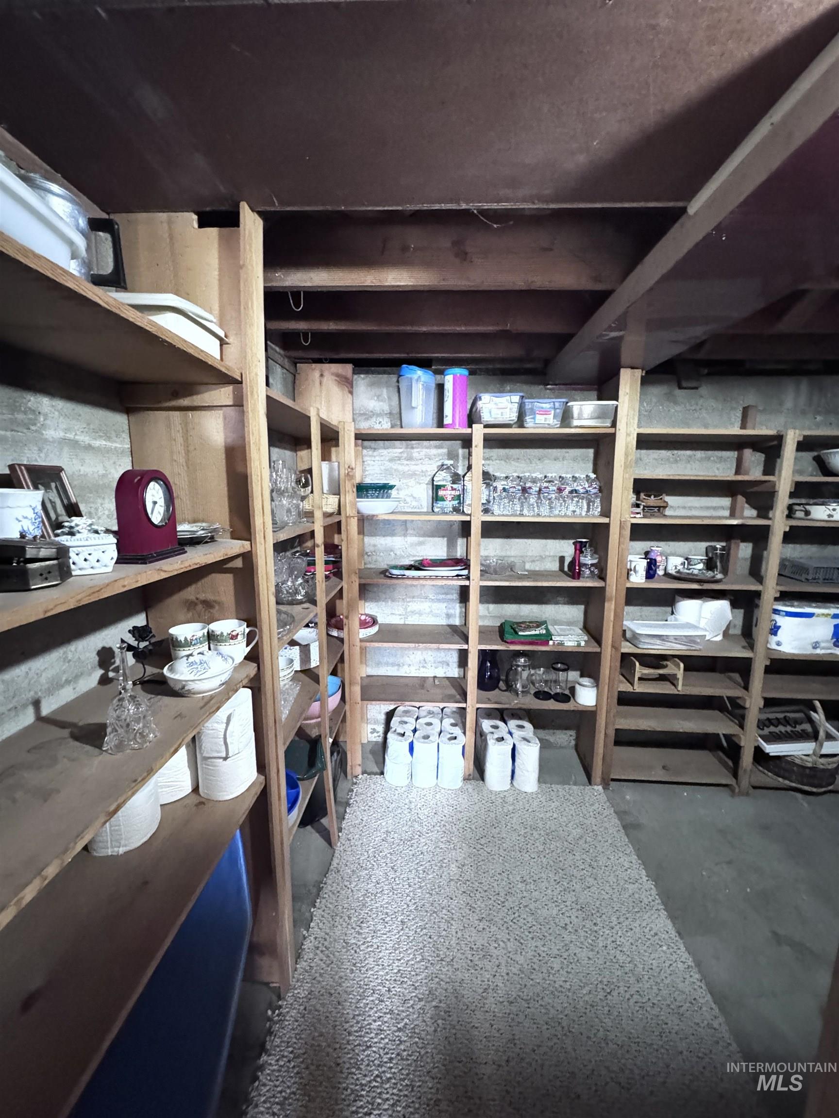 311 Falls Avenue West, Twin Falls, Idaho 83301, 4 Bedrooms, 2 Bathrooms, Residential For Sale, Price $364,900,MLS 98972893