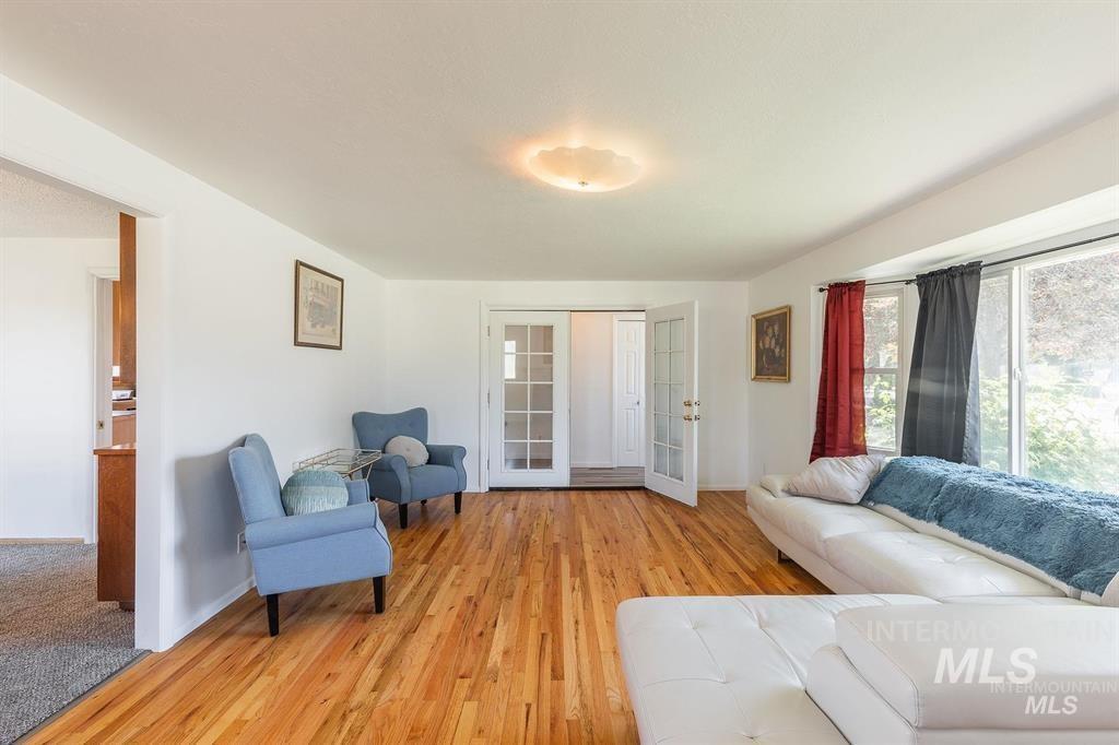 410 S Bitteroot Drive, Boise, Idaho 83709, 9 Bedrooms, 5 Bathrooms, Residential For Sale, Price $745,000,MLS 98972895