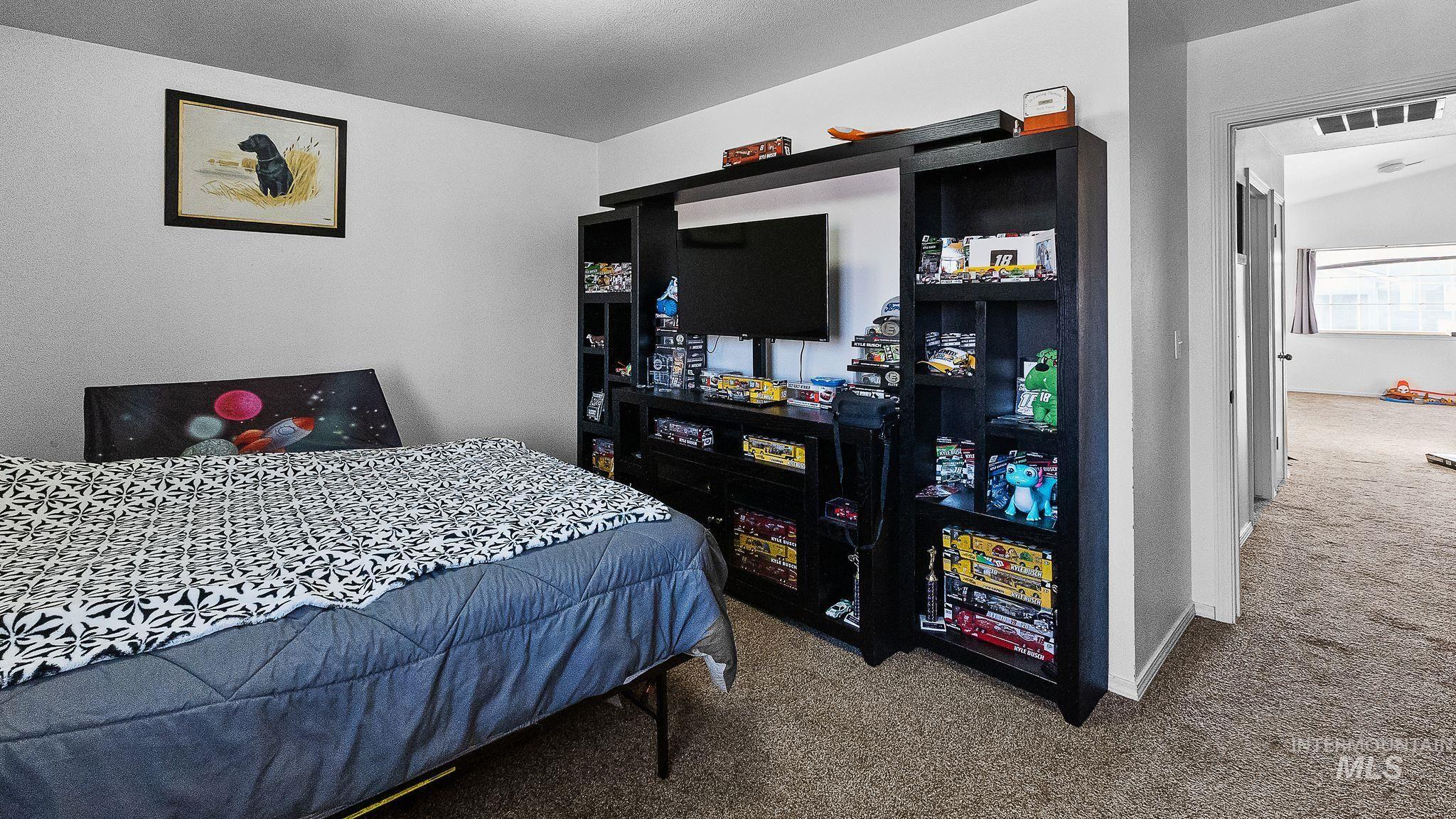 503 Caribou Dr, Mountain Home, Idaho 83647-4622, 2 Bedrooms, 2 Bathrooms, Residential Income For Sale, Price $724,900,MLS 98972896