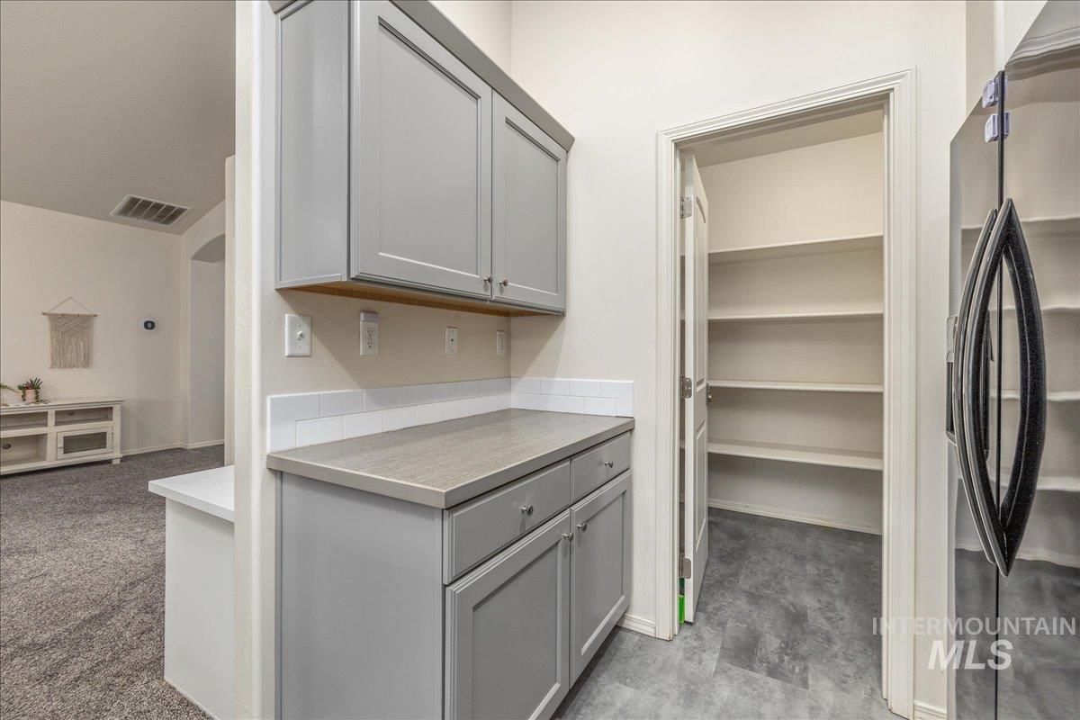 2213 E Elm Grove Dr, Nampa, Idaho 83686, 4 Bedrooms, 2 Bathrooms, Residential For Sale, Price $449,900,MLS 98972897