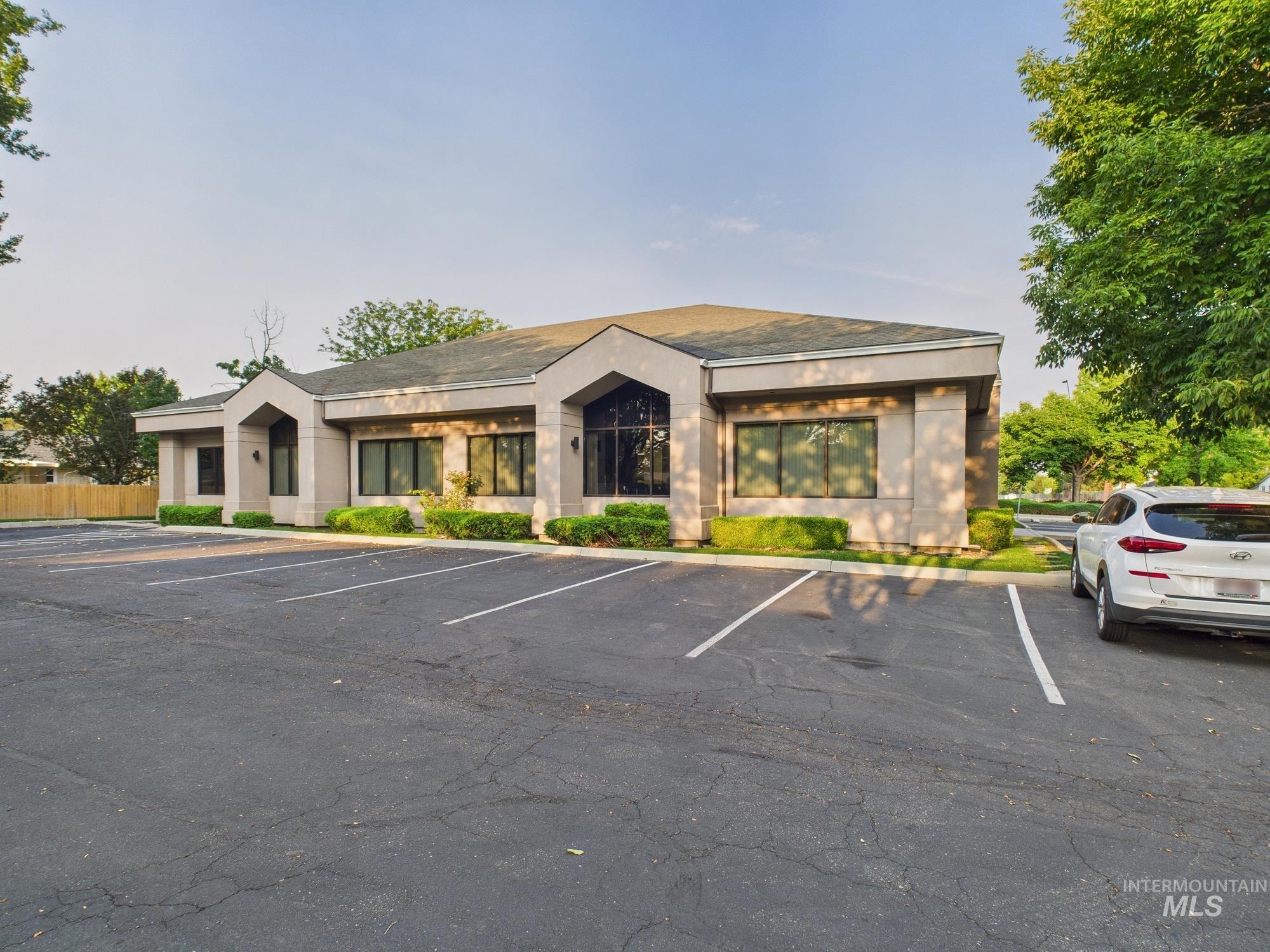 1110 N Five Mile Rd, Boise, Idaho 83713, Business/Commercial For Sale, Price $2,200,000,MLS 98972899