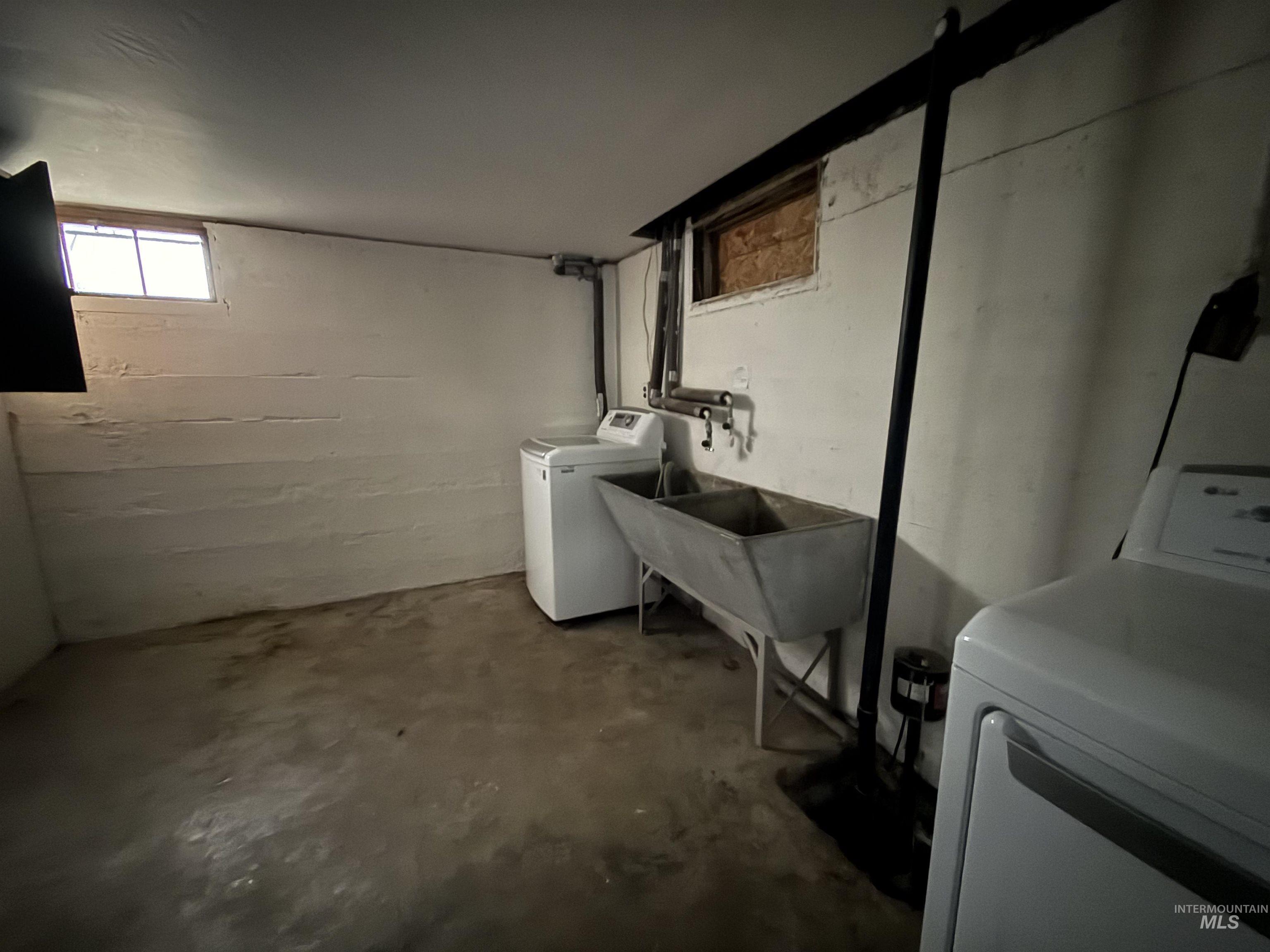 1911 Lansing Ave, Caldwell, Idaho 83605, 2 Bedrooms, 1 Bathroom, Residential For Sale, Price $294,000,MLS 98972900