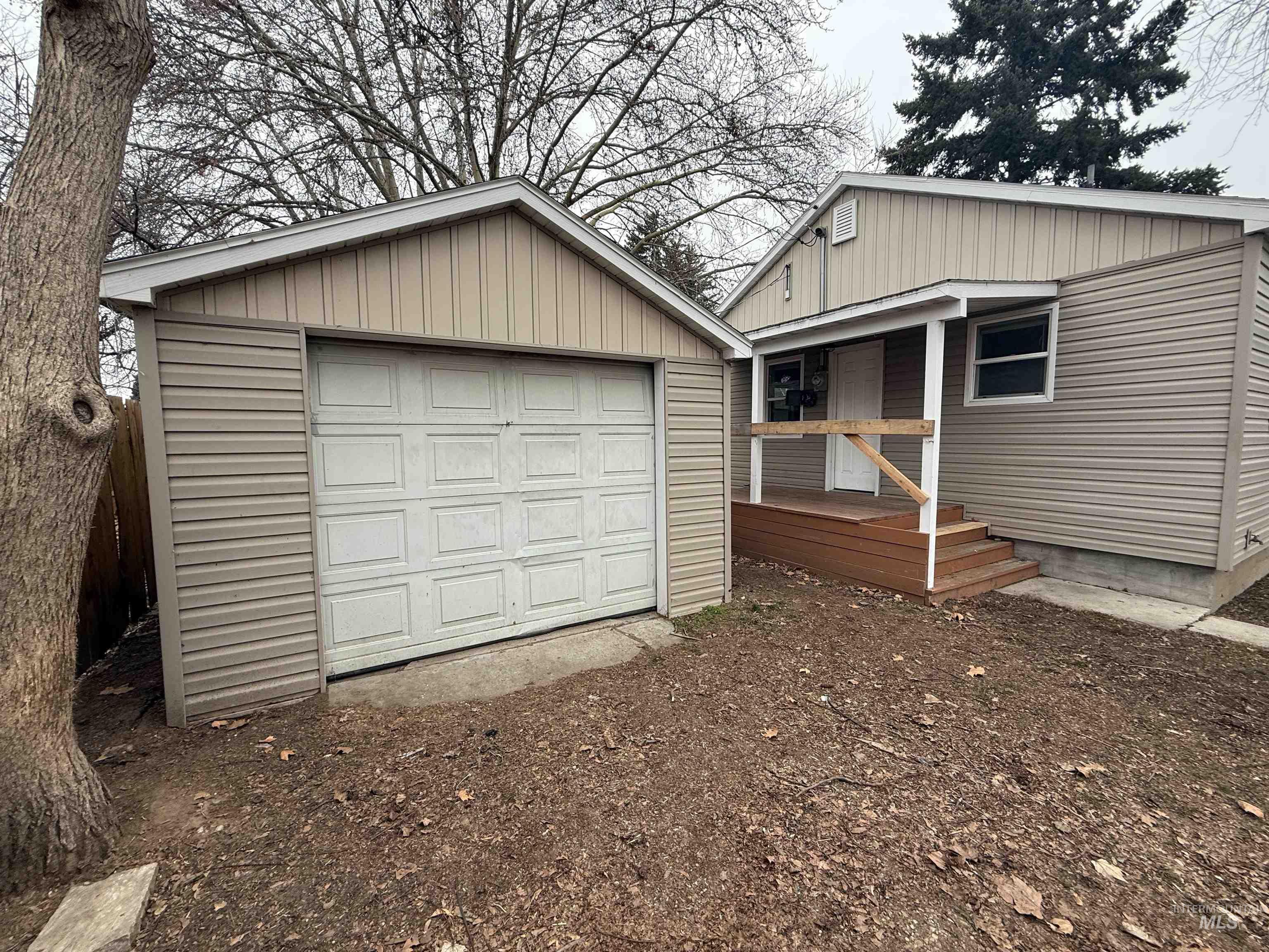 1911 Lansing Ave, Caldwell, Idaho 83605, 2 Bedrooms, 1 Bathroom, Residential For Sale, Price $294,000,MLS 98972900