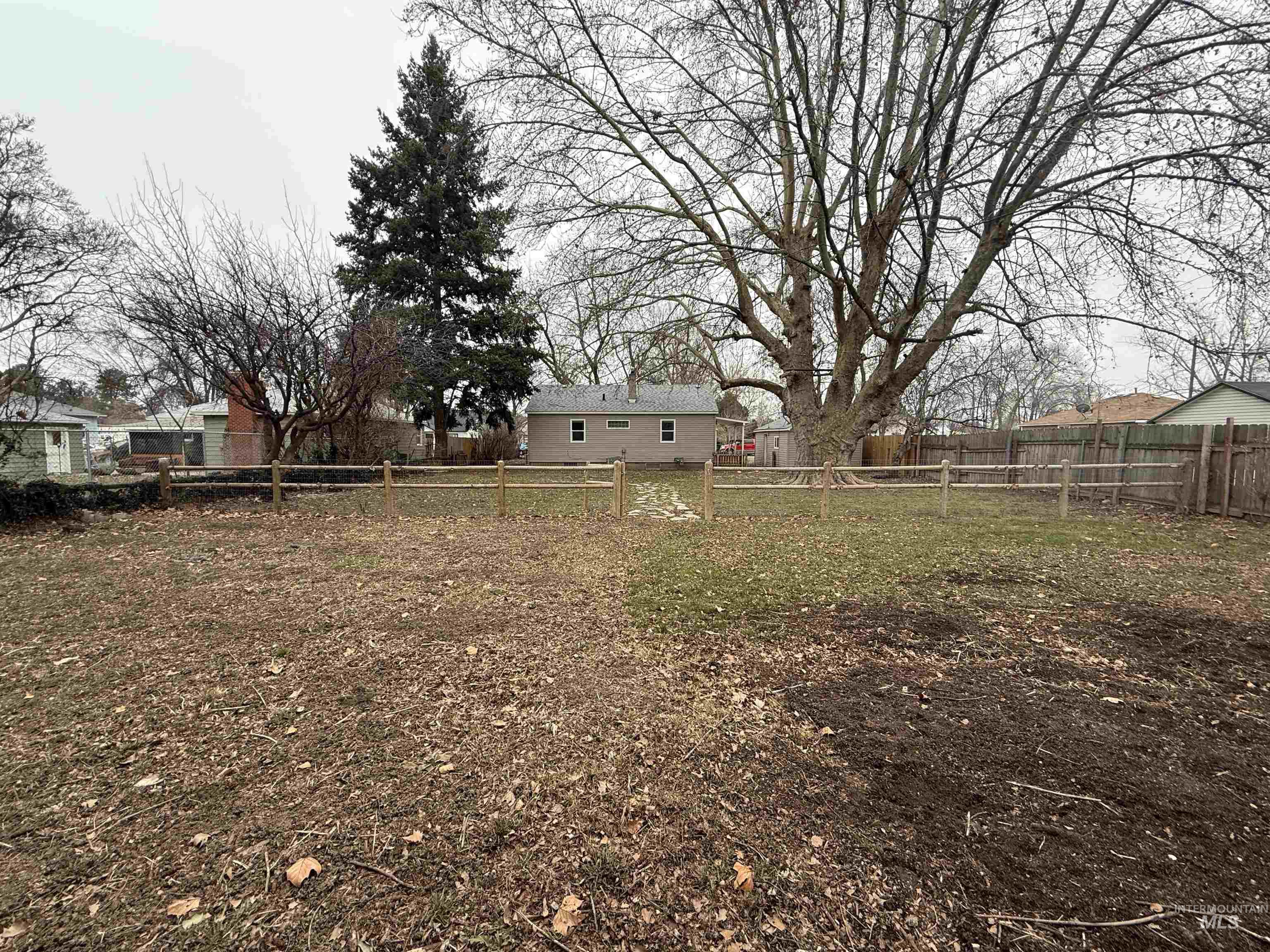 1911 Lansing Ave, Caldwell, Idaho 83605, 2 Bedrooms, 1 Bathroom, Residential For Sale, Price $294,000,MLS 98972900