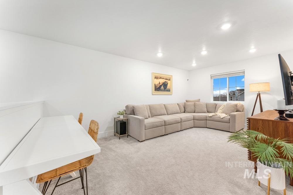 18228 N Rain Dance Way, Nampa, Idaho 83687, 5 Bedrooms, 3 Bathrooms, Residential For Sale, Price $598,000,MLS 98972902