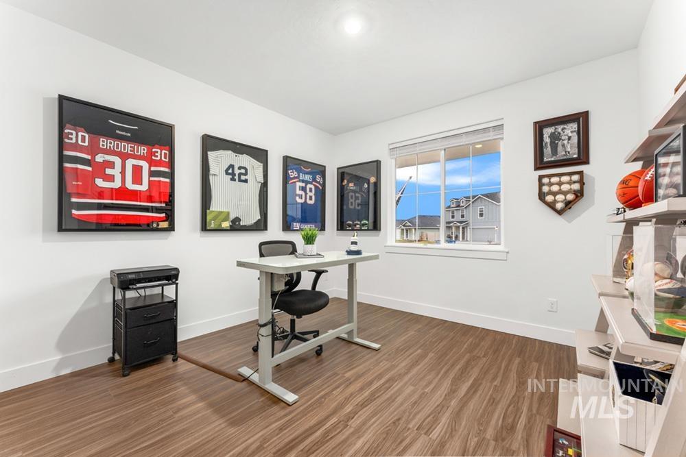 18228 N Rain Dance Way, Nampa, Idaho 83687, 5 Bedrooms, 3 Bathrooms, Residential For Sale, Price $598,000,MLS 98972902