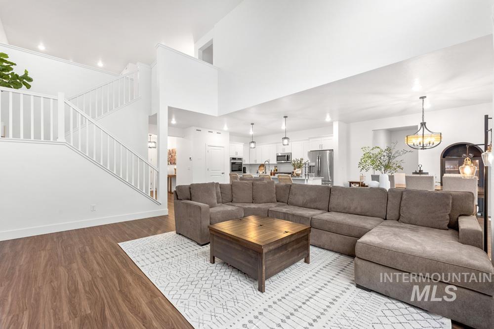 18228 N Rain Dance Way, Nampa, Idaho 83687, 5 Bedrooms, 3 Bathrooms, Residential For Sale, Price $598,000,MLS 98972902