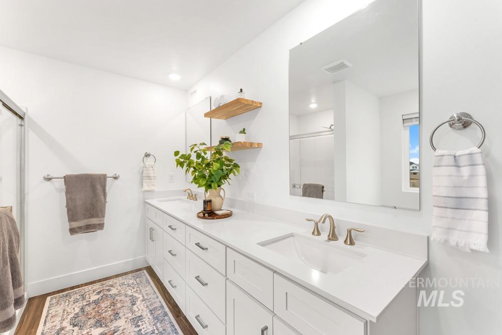 18228 N Rain Dance Way, Nampa, Idaho 83687, 5 Bedrooms, 3 Bathrooms, Residential For Sale, Price $598,000,MLS 98972902