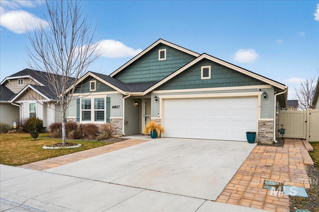 16827 N Cornwallis Way, Nampa, Idaho 83687, 3 Bedrooms, 2 Bathrooms, Residential For Sale, Price $459,000, 98972905