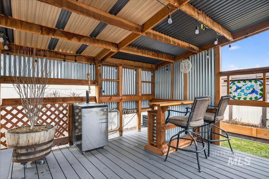 16827 N Cornwallis Way, Nampa, Idaho 83687, 3 Bedrooms, 2 Bathrooms, Residential For Sale, Price $459,000,MLS 98972905