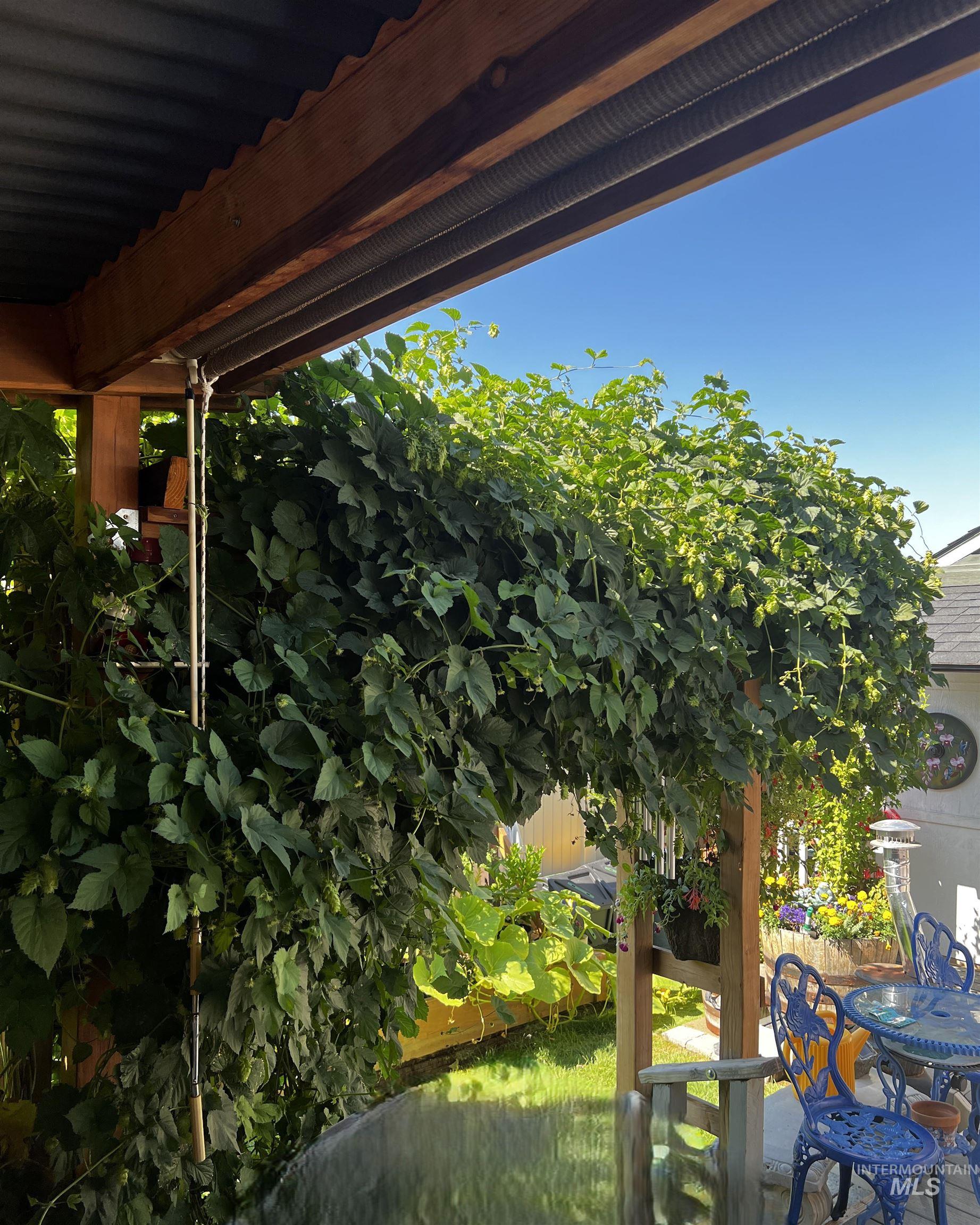 16827 N Cornwallis Way, Nampa, Idaho 83687, 3 Bedrooms, 2 Bathrooms, Residential For Sale, Price $459,000, 98972905