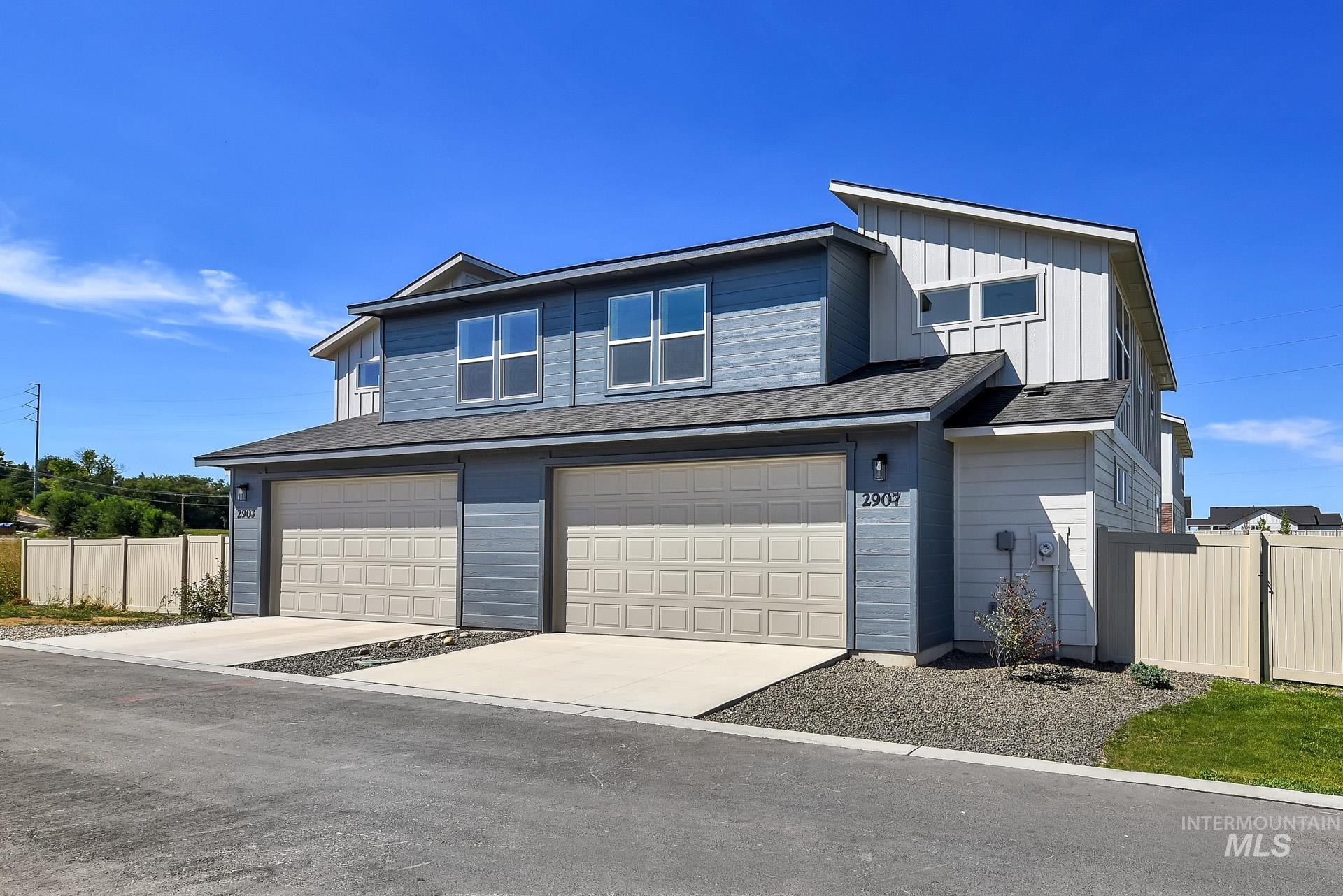 2906 Nieve Lane, Caldwell, Idaho 83605, 3 Bedrooms, 2.5 Bathrooms, Residential For Sale, Price $335,000,MLS 98972907