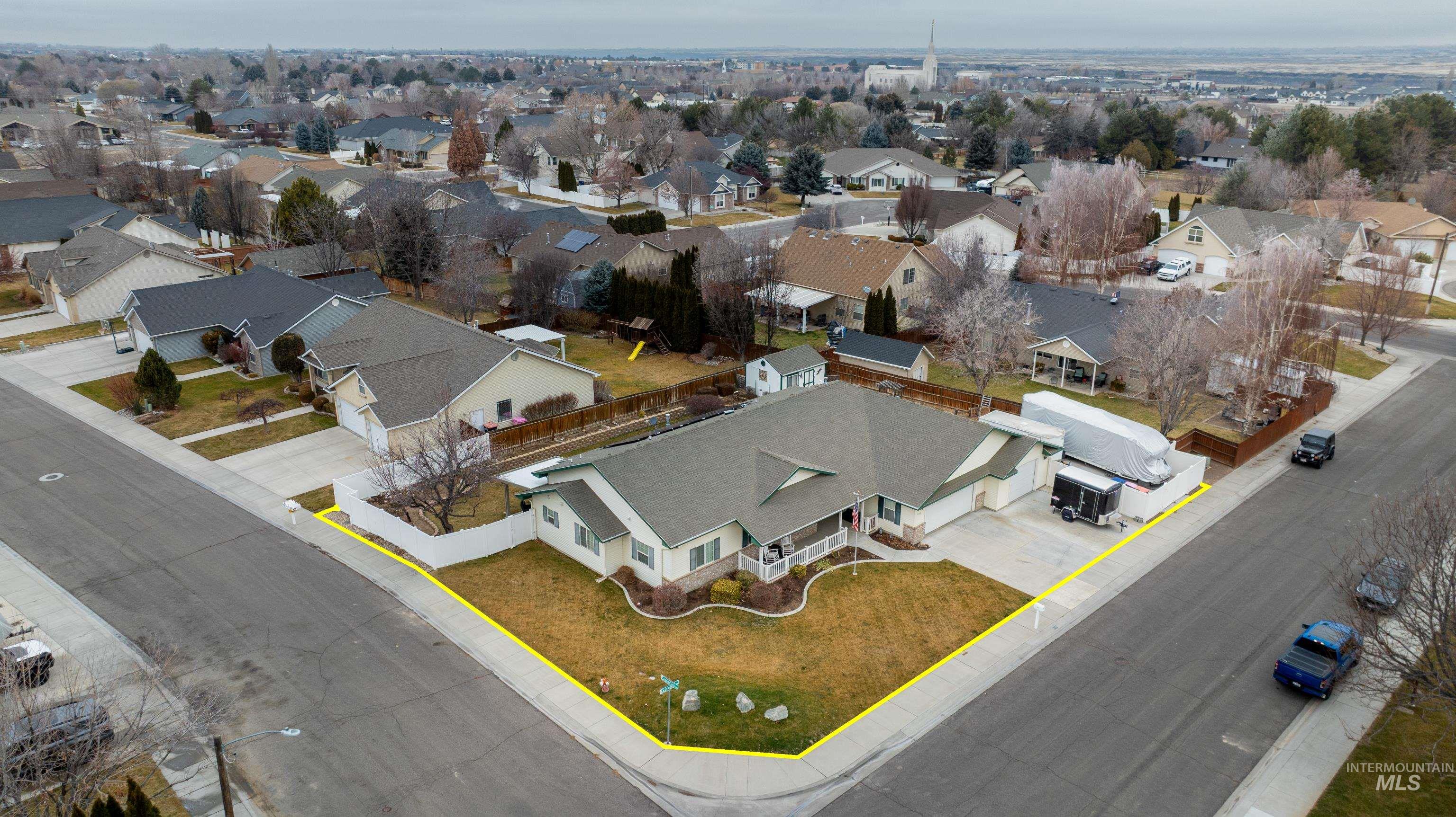 1143 Eastridge Way, Twin Falls, Idaho 83301, 3 Bedrooms, 2.5 Bathrooms, Residential For Sale, Price $595,000,MLS 98972908