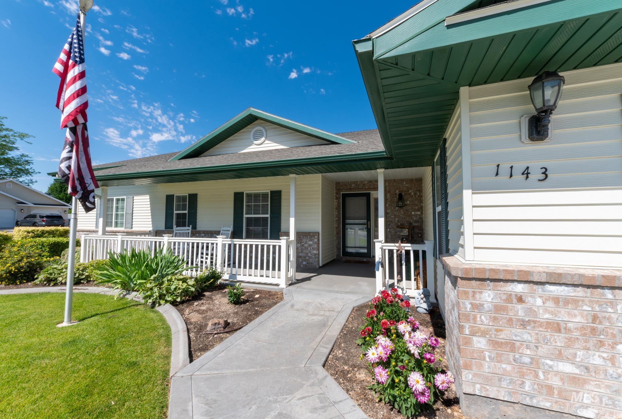 1143 Eastridge Way, Twin Falls, Idaho 83301, 4 Bedrooms, 2.5 Bathrooms, Residential For Sale, Price $595,000,MLS 98972908