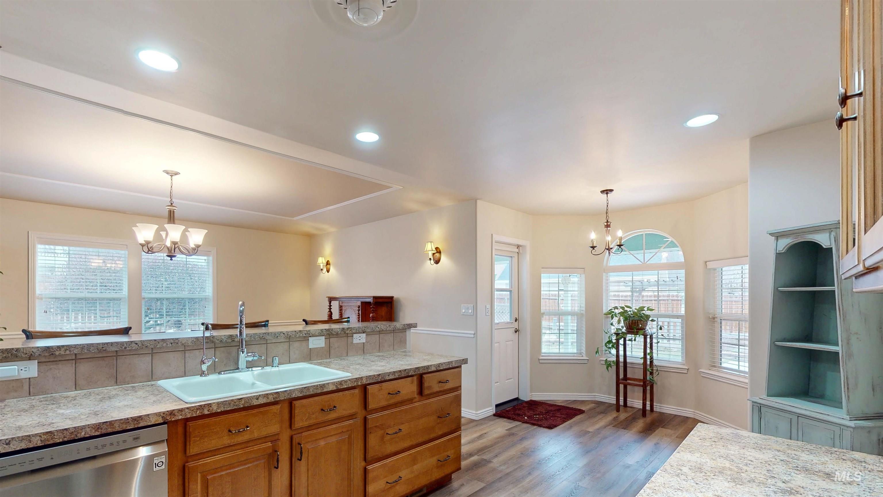 1143 Eastridge Way, Twin Falls, Idaho 83301, 3 Bedrooms, 2.5 Bathrooms, Residential For Sale, Price $595,000,MLS 98972908