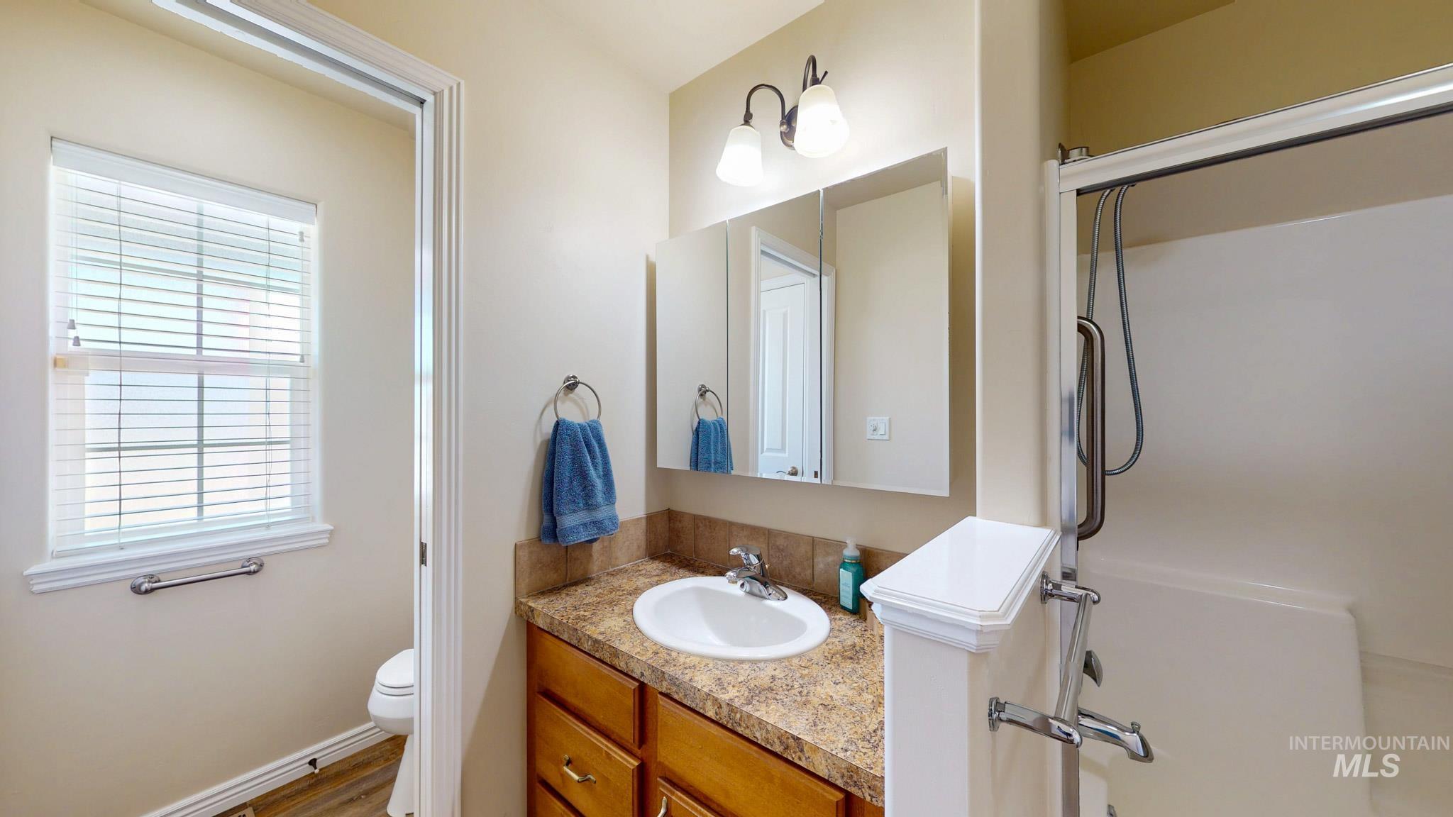 1143 Eastridge Way, Twin Falls, Idaho 83301, 4 Bedrooms, 2.5 Bathrooms, Residential For Sale, Price $595,000,MLS 98972908