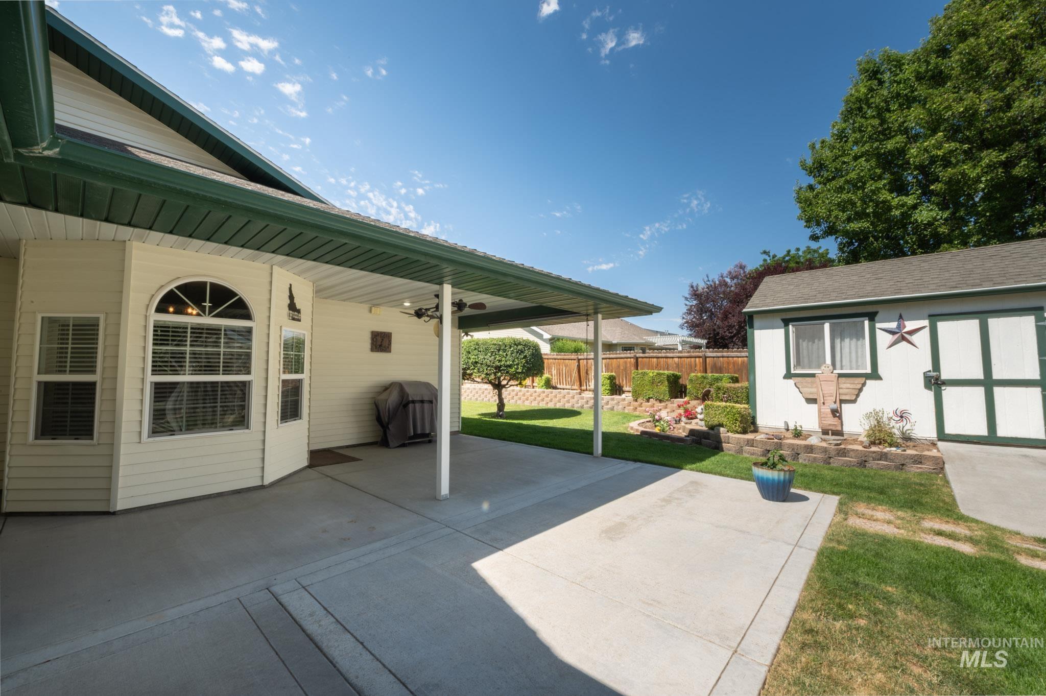 1143 Eastridge Way, Twin Falls, Idaho 83301, 4 Bedrooms, 2.5 Bathrooms, Residential For Sale, Price $595,000,MLS 98972908