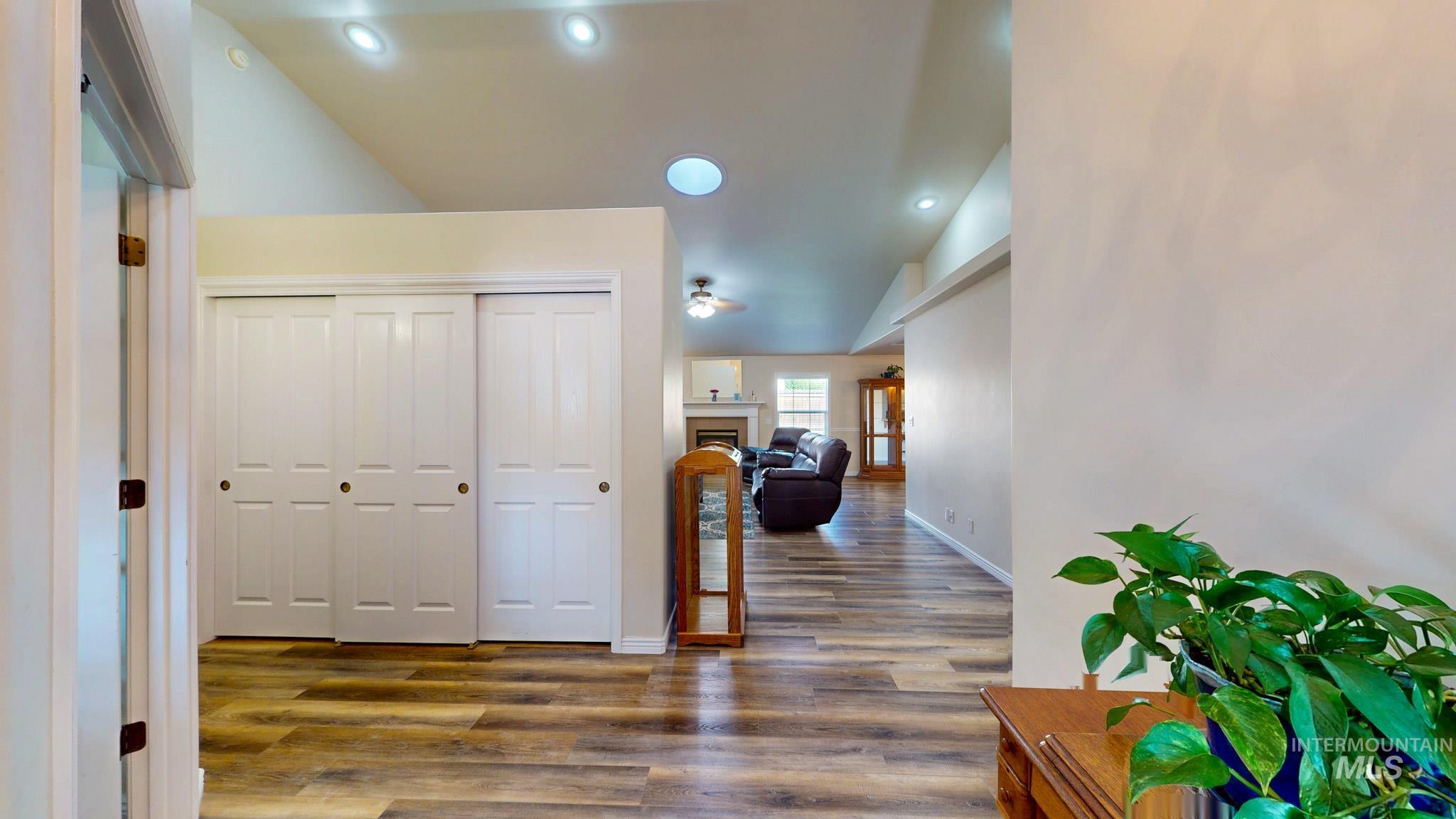 1143 Eastridge Way, Twin Falls, Idaho 83301, 4 Bedrooms, 2.5 Bathrooms, Residential For Sale, Price $595,000,MLS 98972908