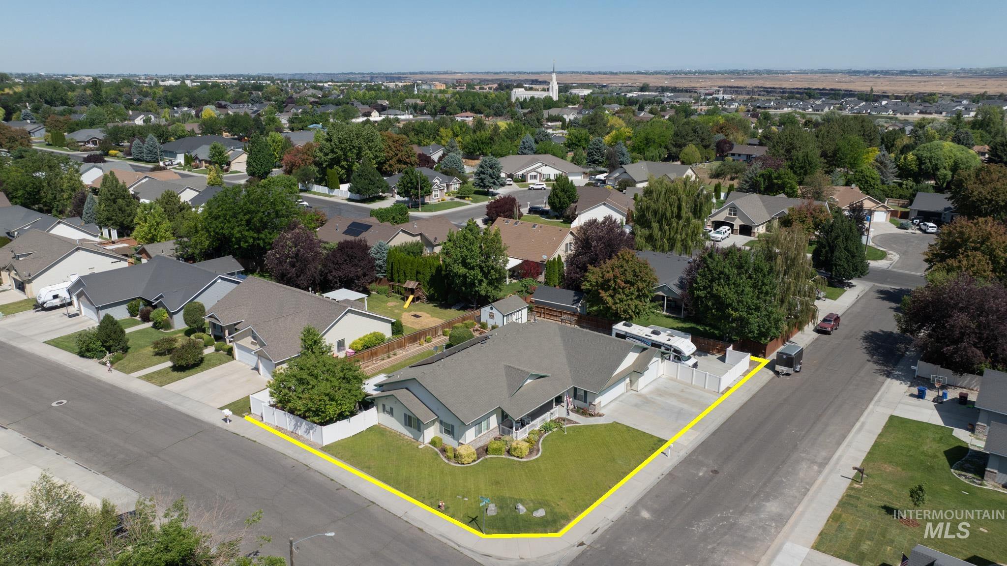 1143 Eastridge Way, Twin Falls, Idaho 83301, 4 Bedrooms, 2.5 Bathrooms, Residential For Sale, Price $595,000,MLS 98972908