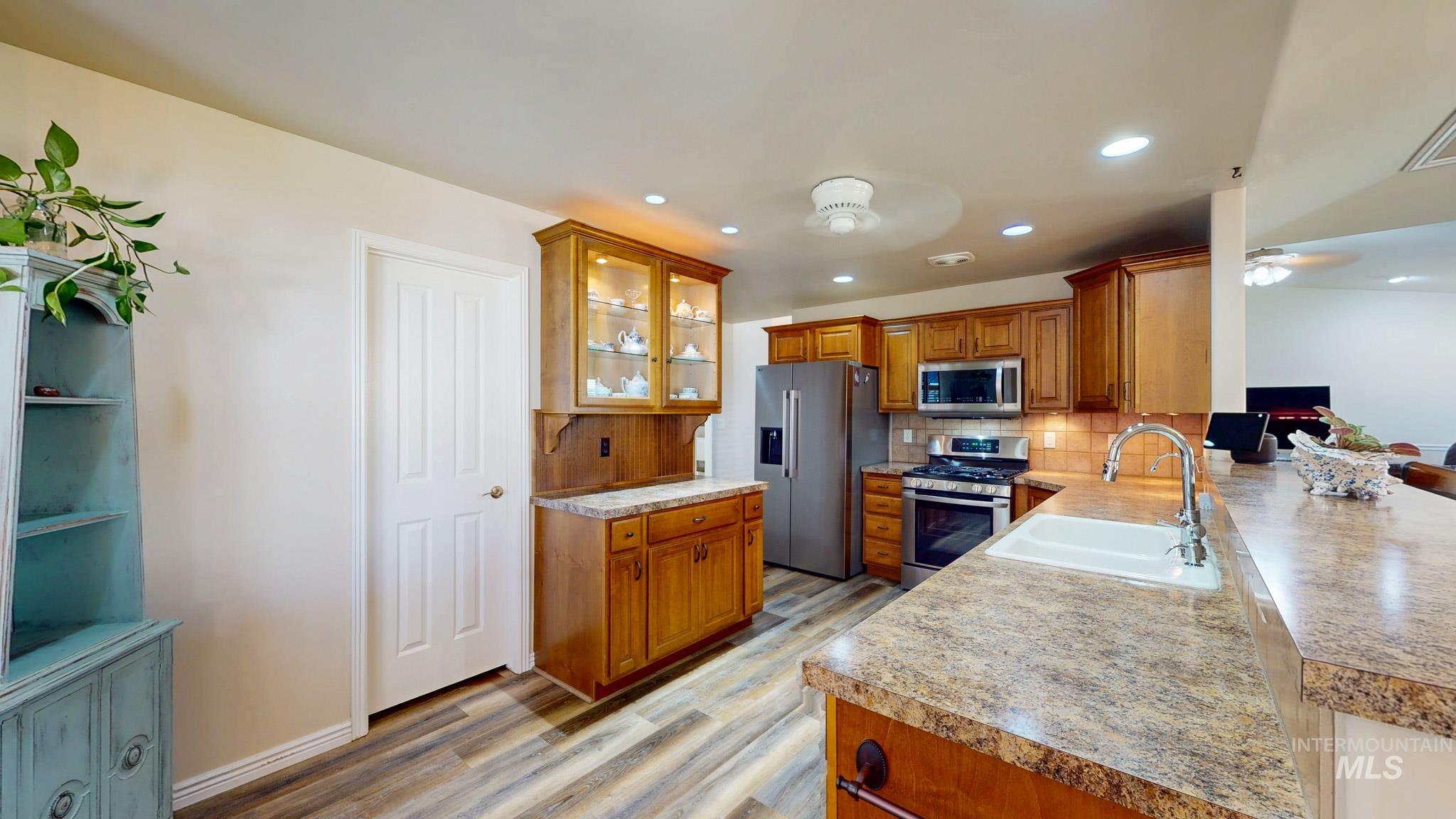 1143 Eastridge Way, Twin Falls, Idaho 83301, 4 Bedrooms, 2.5 Bathrooms, Residential For Sale, Price $595,000,MLS 98972908