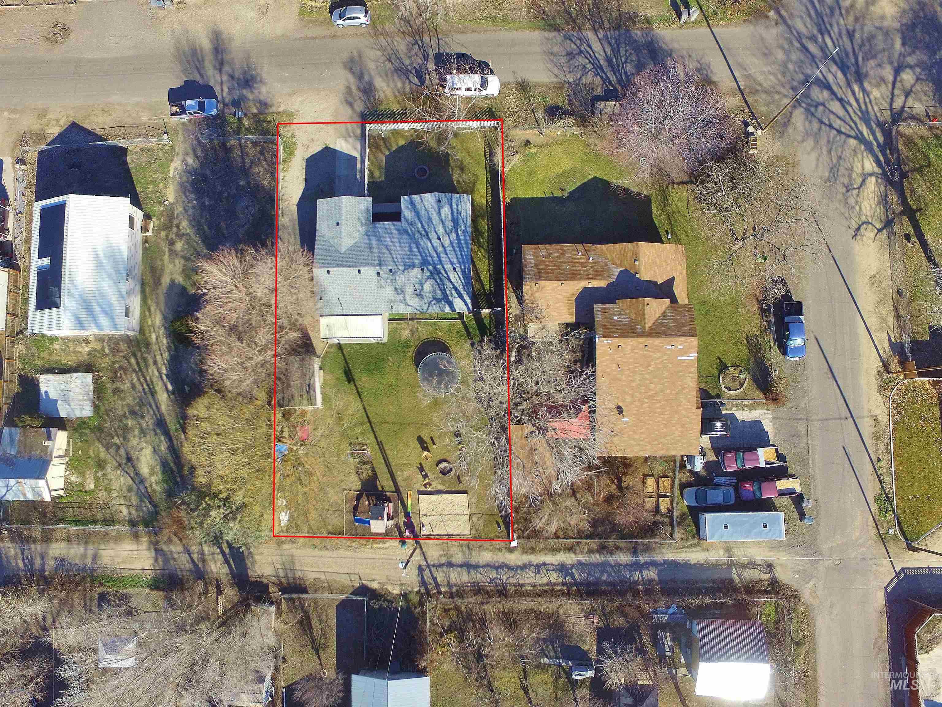 217 W Washington Ave, Homedale, Idaho 83628, 3 Bedrooms, 2 Bathrooms, Residential For Sale, Price $309,900,MLS 98972912