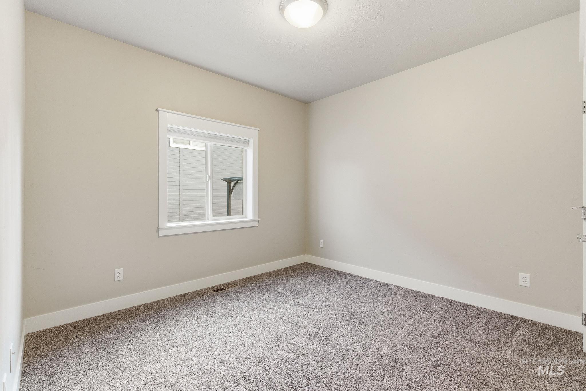 3179 N Cherry Laurel Way, Star, Idaho 83669, 3 Bedrooms, 2 Bathrooms, Residential For Sale, Price $535,000,MLS 98972913