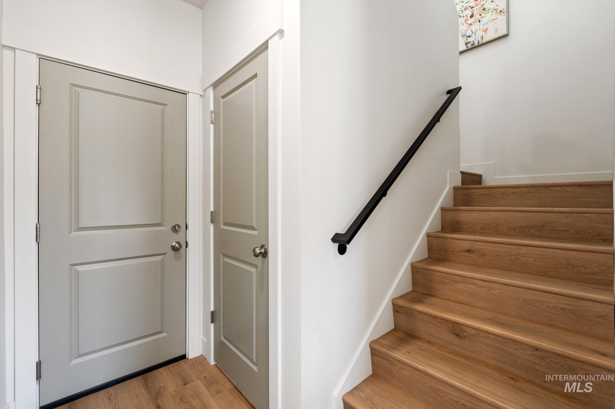 1164 Jasper Loop, Pocatello, Idaho 83204, 4 Bedrooms, 3 Bathrooms, Residential For Sale, Price $399,900,MLS 98972915