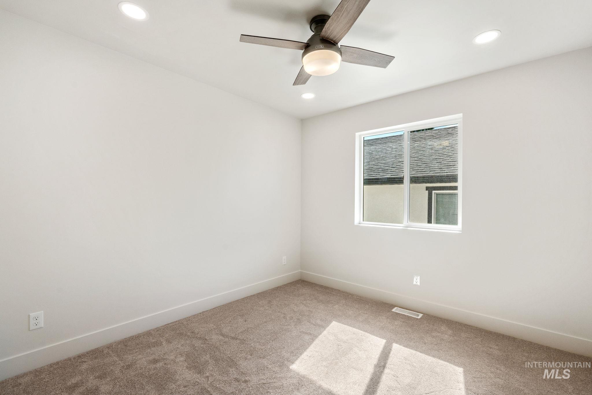 1164 Jasper Loop, Pocatello, Idaho 83204, 4 Bedrooms, 3 Bathrooms, Residential For Sale, Price $399,900,MLS 98972915