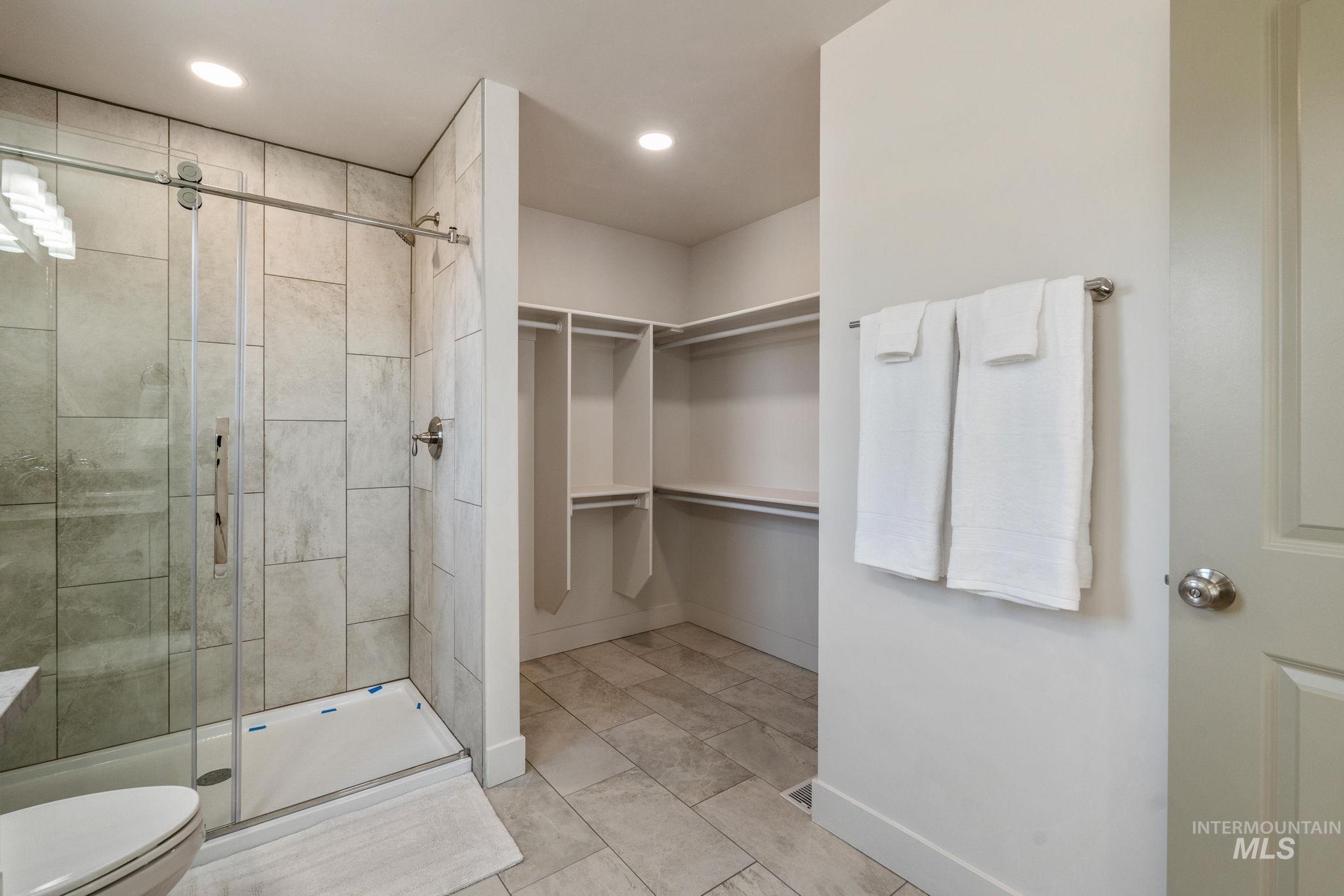 1164 Jasper Loop, Pocatello, Idaho 83204, 4 Bedrooms, 3 Bathrooms, Residential For Sale, Price $399,900,MLS 98972915