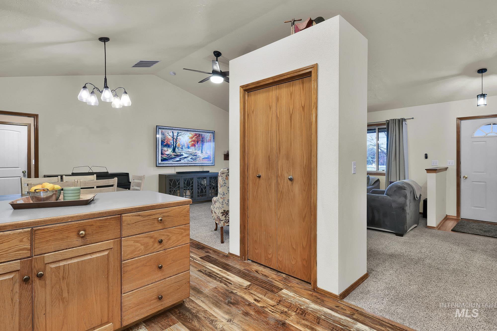 990 Bangtail Ln, Emmett, Idaho 83617, 3 Bedrooms, 2 Bathrooms, Residential For Sale, Price $524,900,MLS 98972916