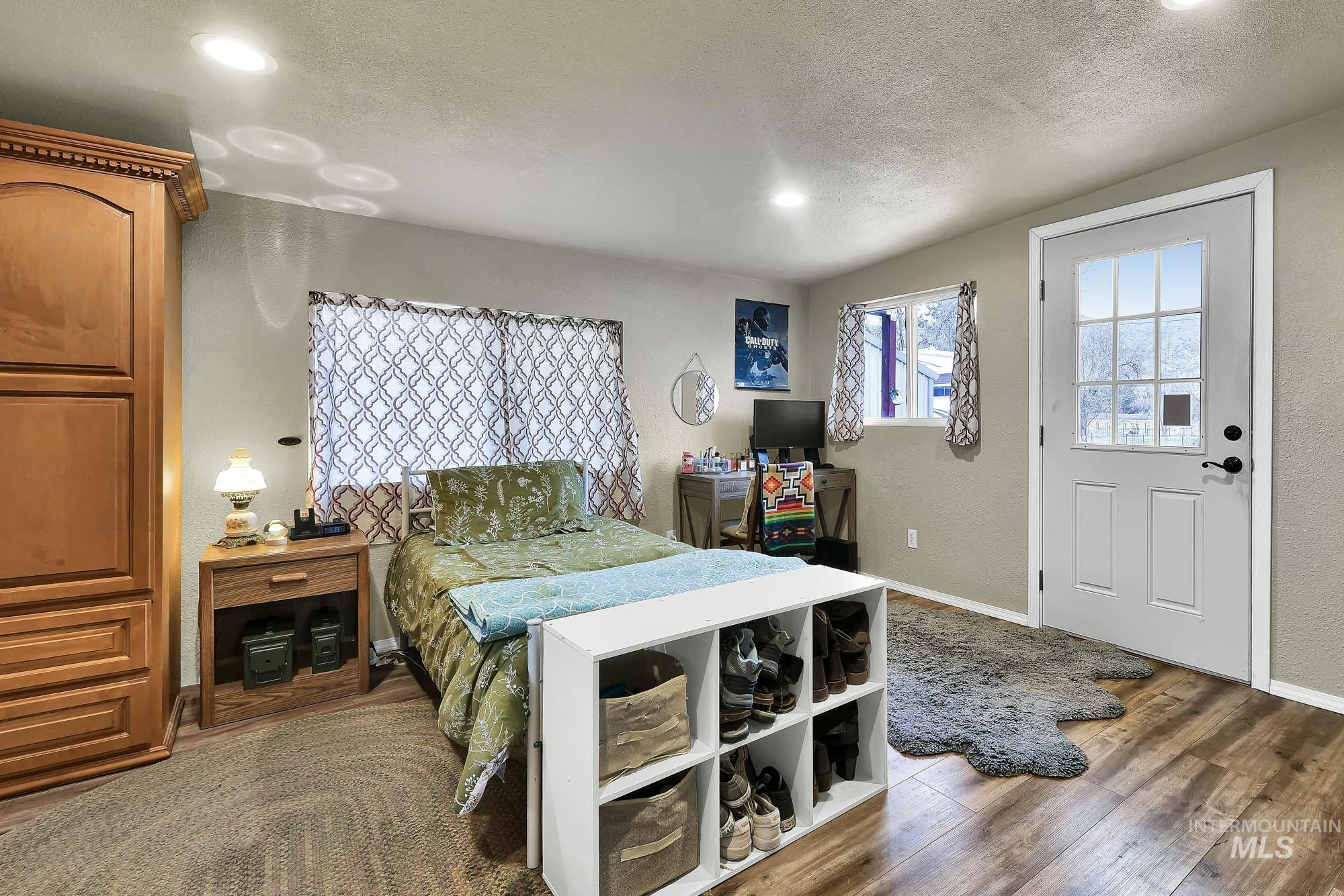 990 Bangtail Ln, Emmett, Idaho 83617, 3 Bedrooms, 2 Bathrooms, Residential For Sale, Price $524,900,MLS 98972916