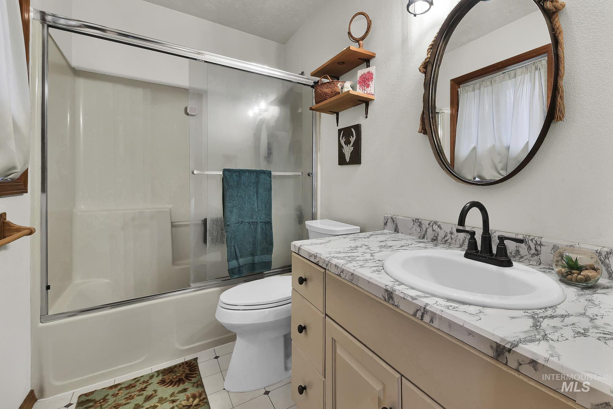 990 Bangtail Ln, Emmett, Idaho 83617, 3 Bedrooms, 2 Bathrooms, Residential For Sale, Price $524,900,MLS 98972916