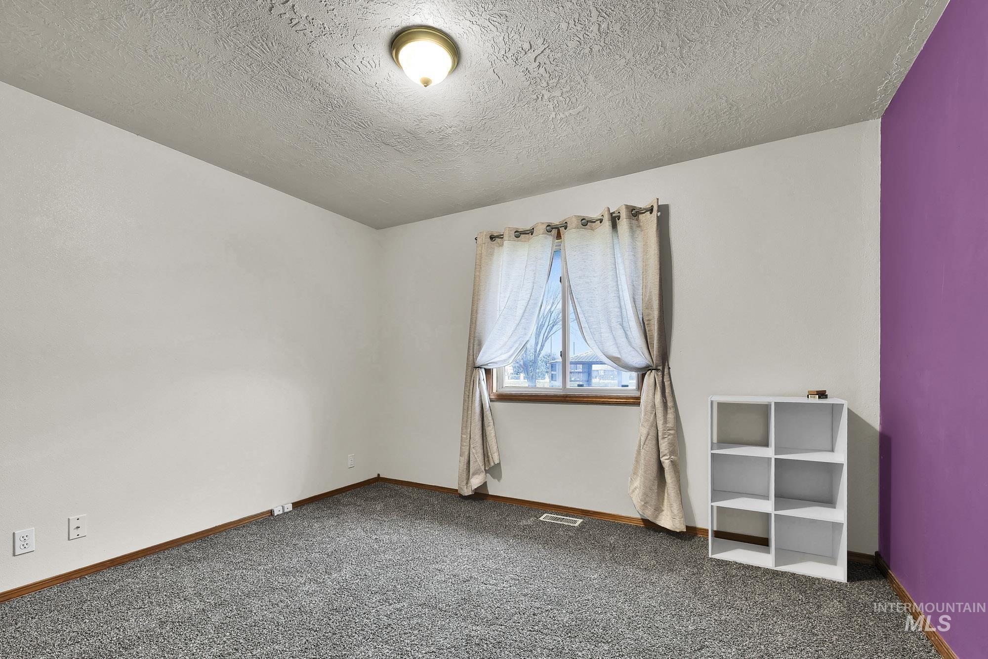 990 Bangtail Ln, Emmett, Idaho 83617, 3 Bedrooms, 2 Bathrooms, Residential For Sale, Price $524,900,MLS 98972916