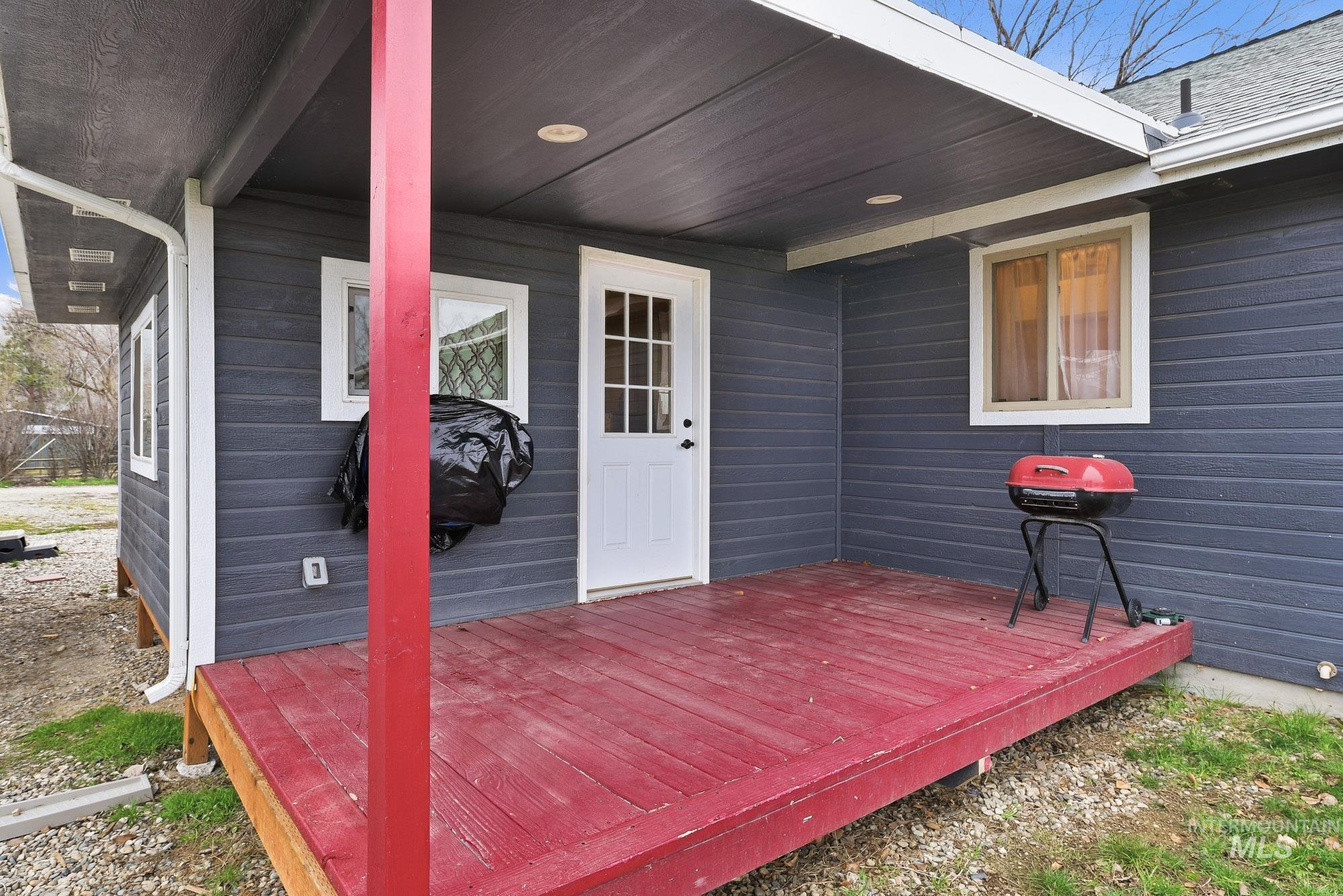 990 Bangtail Ln, Emmett, Idaho 83617, 3 Bedrooms, 2 Bathrooms, Residential For Sale, Price $524,900,MLS 98972916