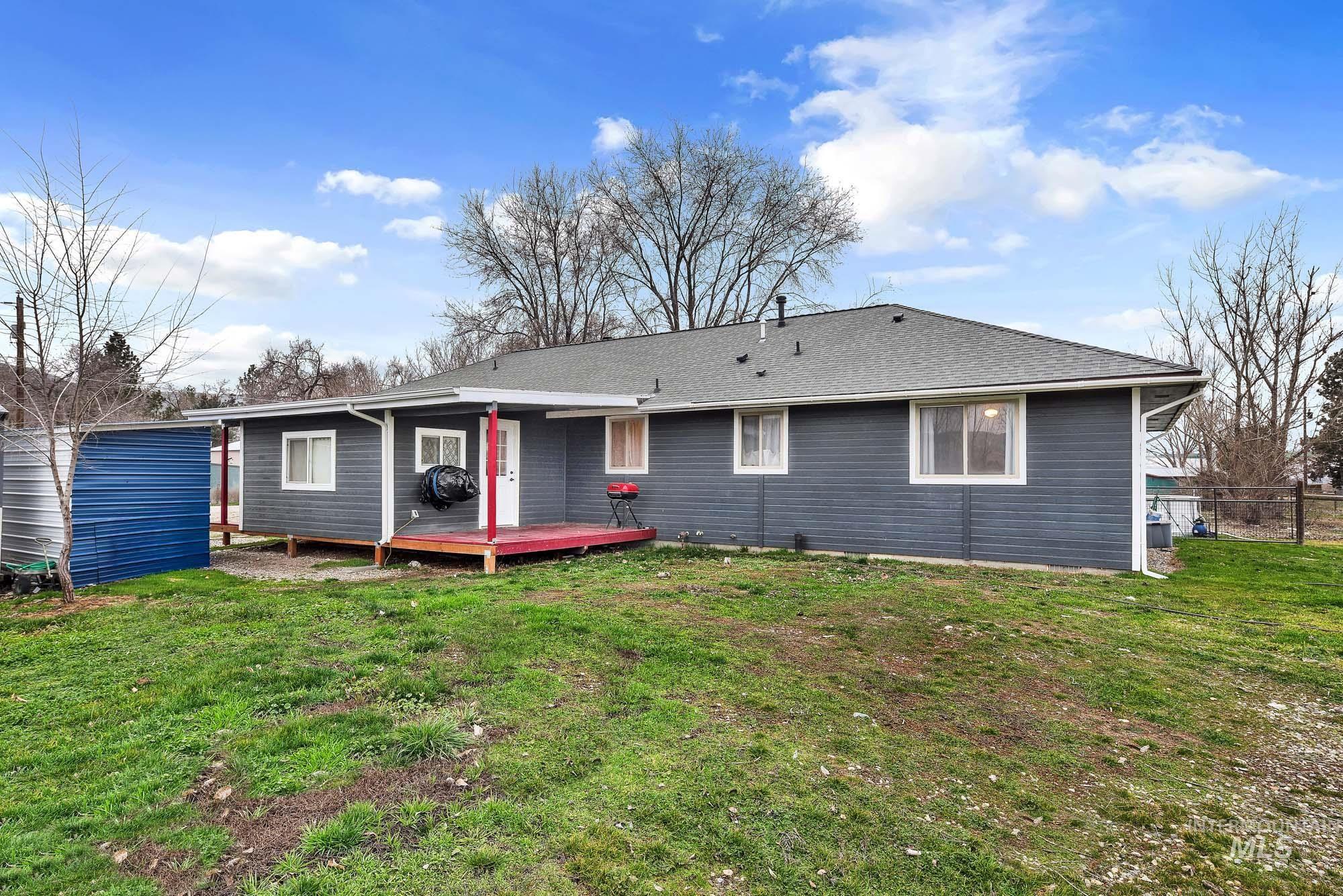 990 Bangtail Ln, Emmett, Idaho 83617, 3 Bedrooms, 2 Bathrooms, Residential For Sale, Price $524,900,MLS 98972916