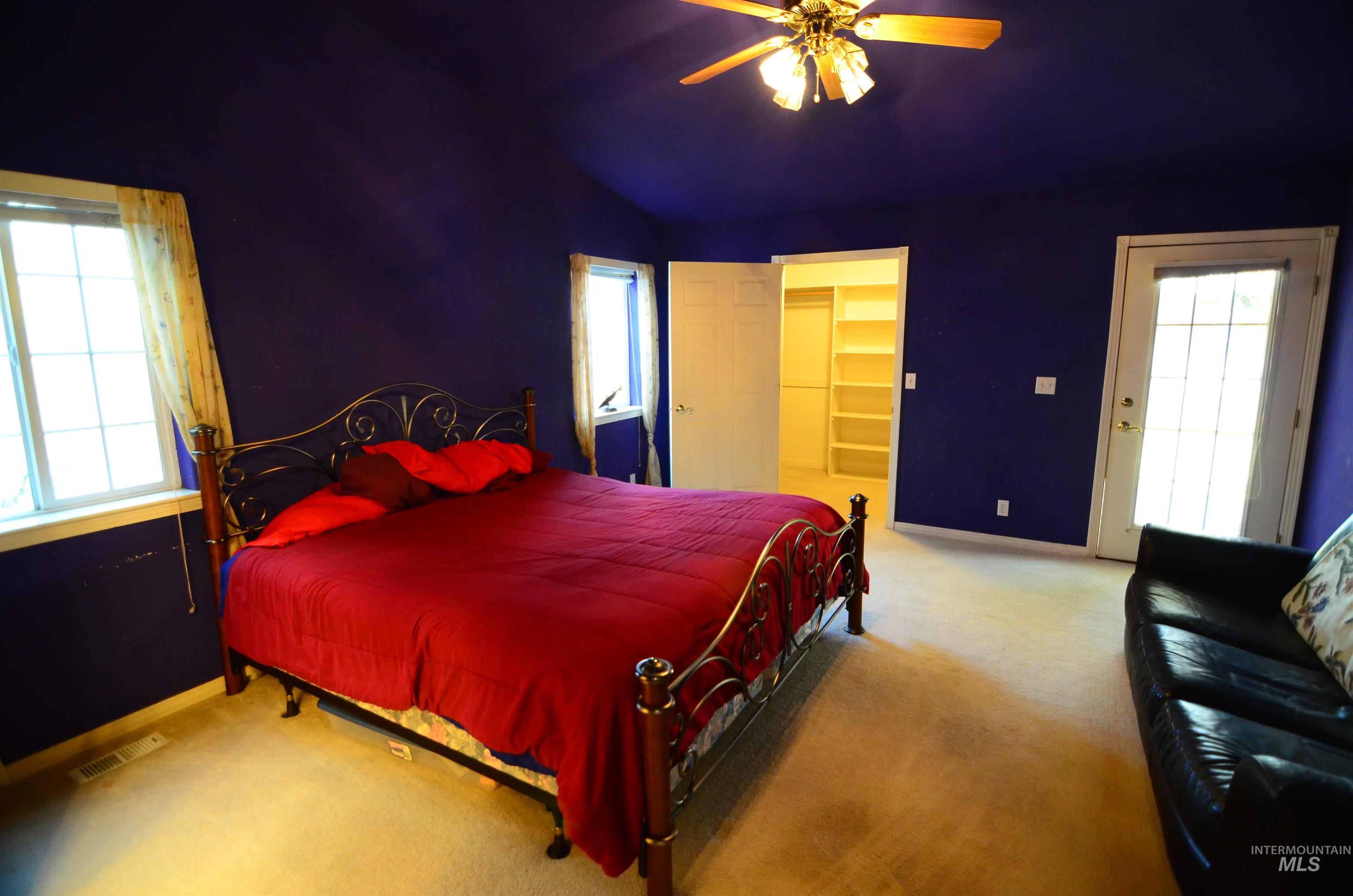 690 S Granite Way, Boise, Idaho 83712, 4 Bedrooms, 3 Bathrooms, Residential For Sale, Price $930,000,MLS 98972919