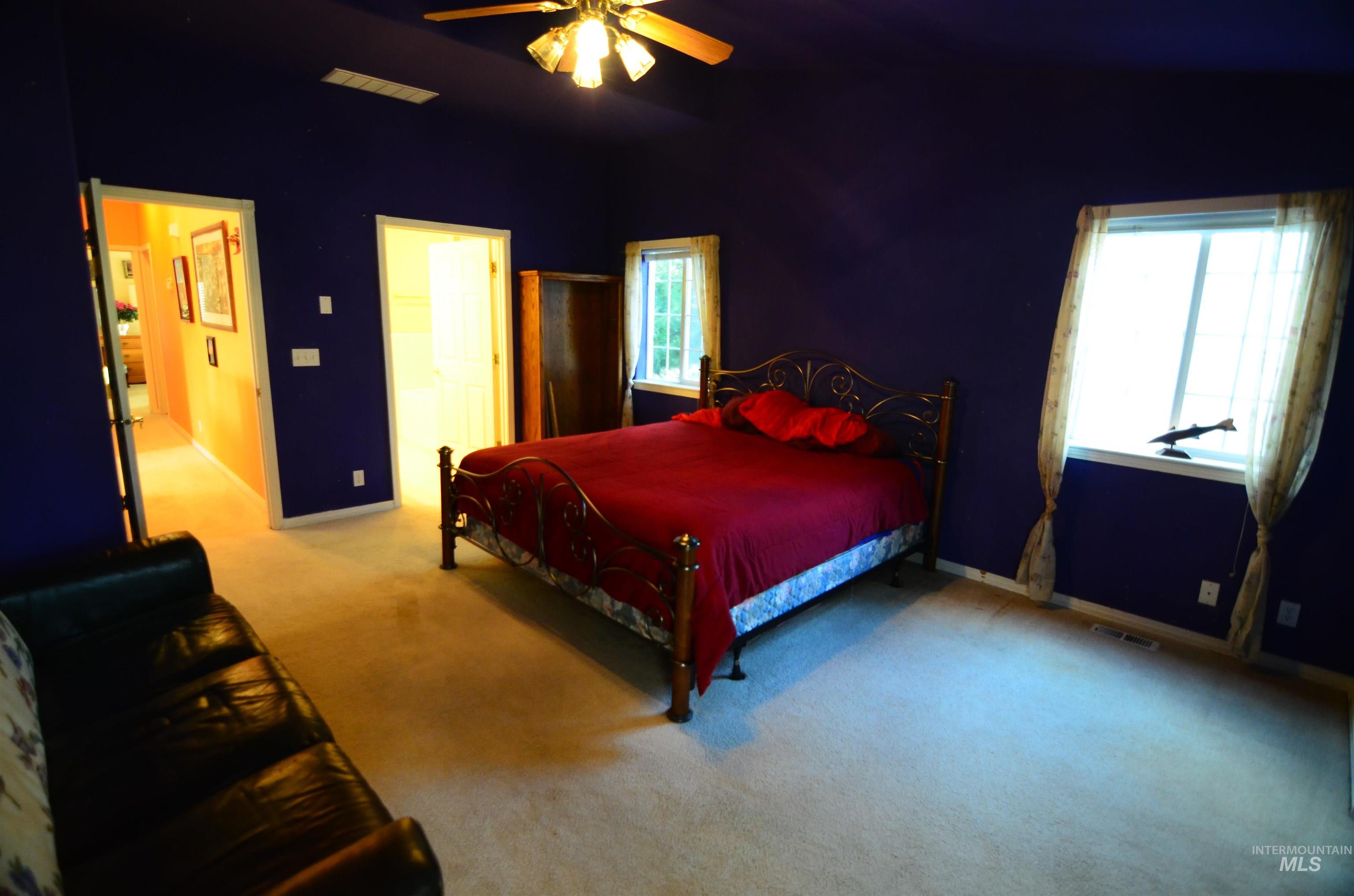 690 S Granite Way, Boise, Idaho 83712, 4 Bedrooms, 3 Bathrooms, Residential For Sale, Price $930,000,MLS 98972919