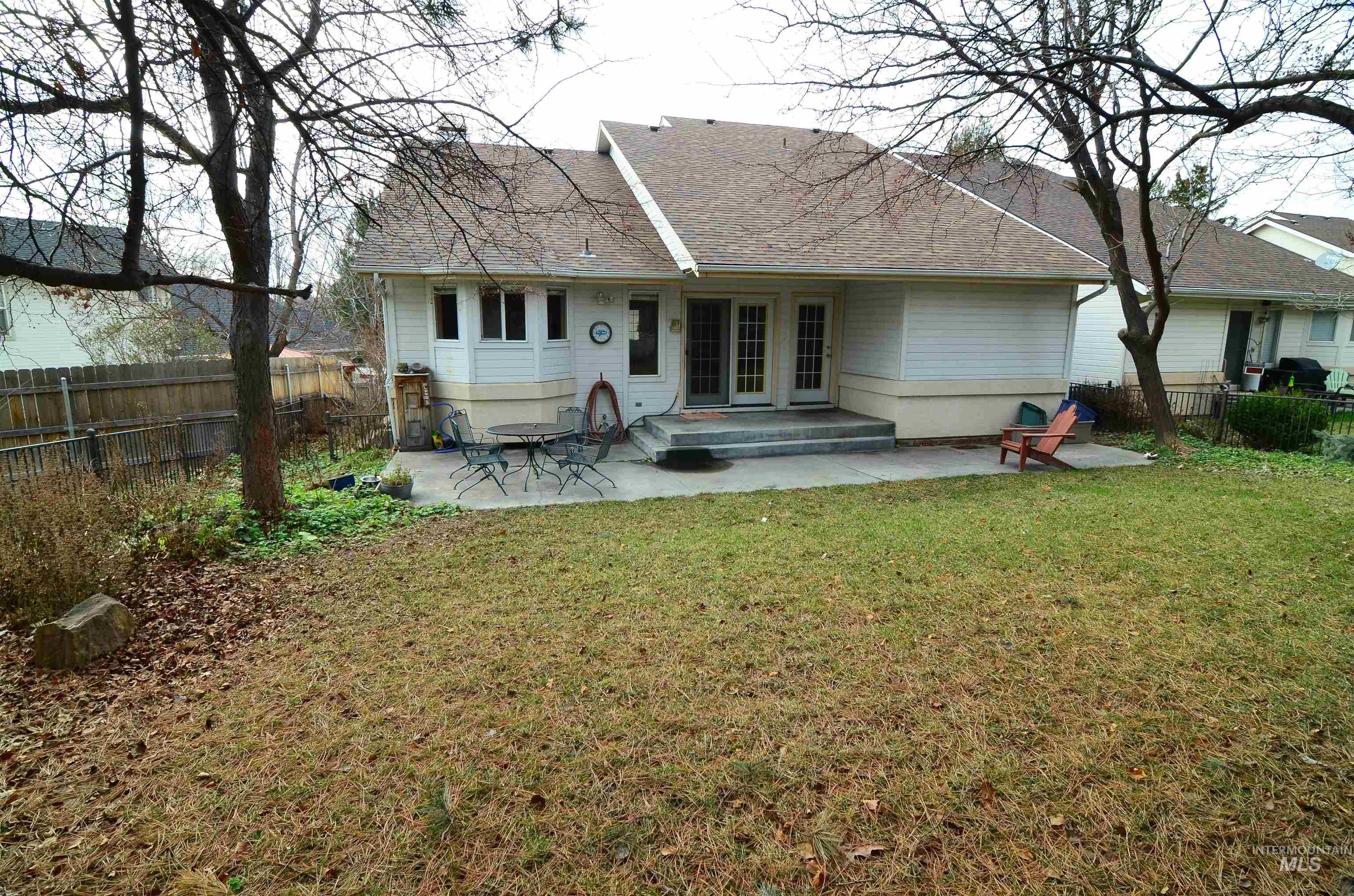 690 S Granite Way, Boise, Idaho 83712, 4 Bedrooms, 3 Bathrooms, Residential For Sale, Price $930,000,MLS 98972919