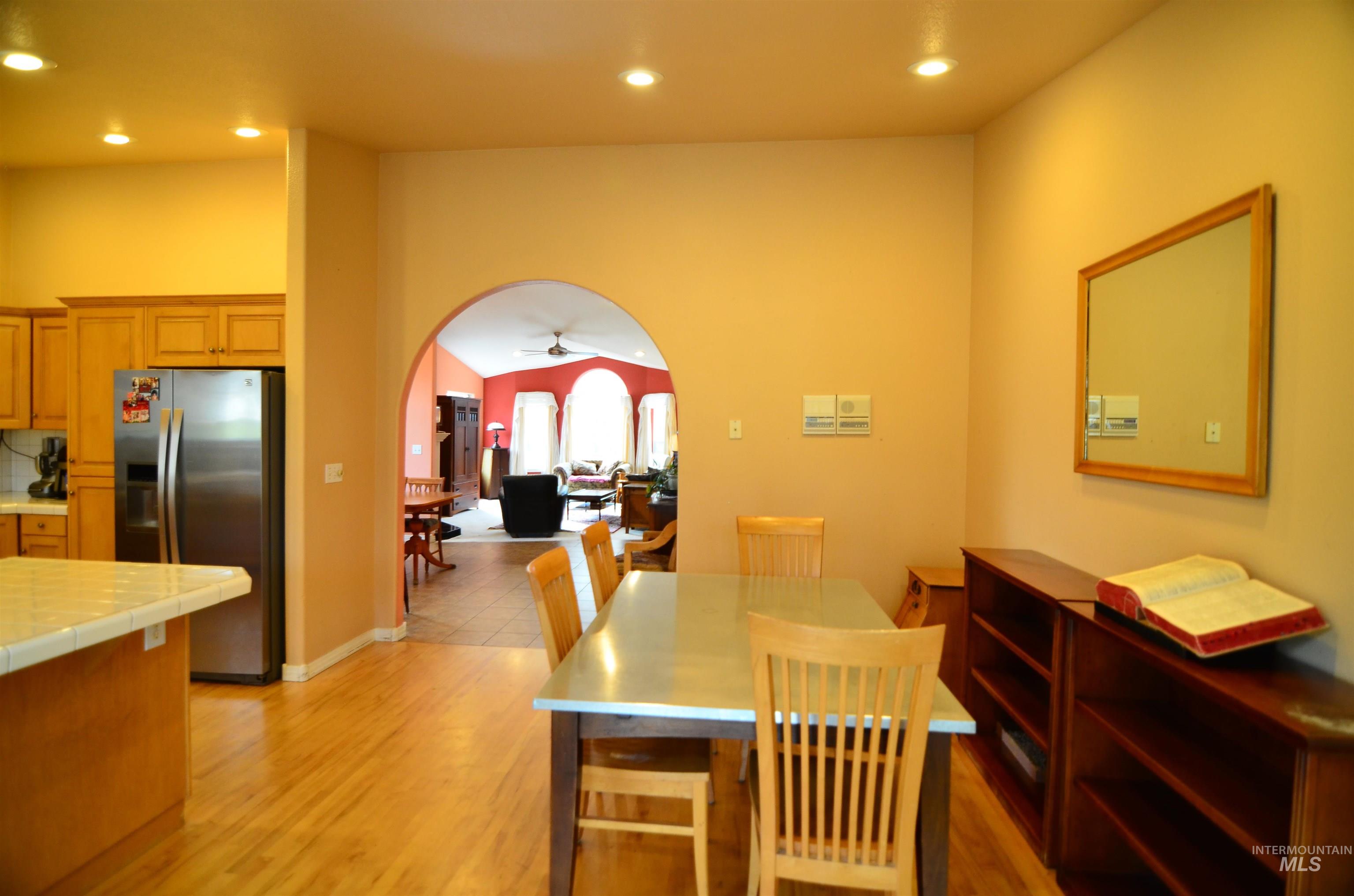 690 S Granite Way, Boise, Idaho 83712, 4 Bedrooms, 3 Bathrooms, Residential For Sale, Price $930,000,MLS 98972919