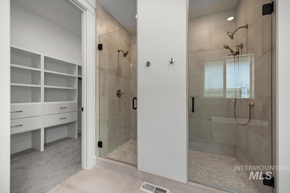 1965 W Pond Stone, Meridian, Idaho 83646, 4 Bedrooms, 3 Bathrooms, Residential For Sale, Price $799,800,MLS 98972921