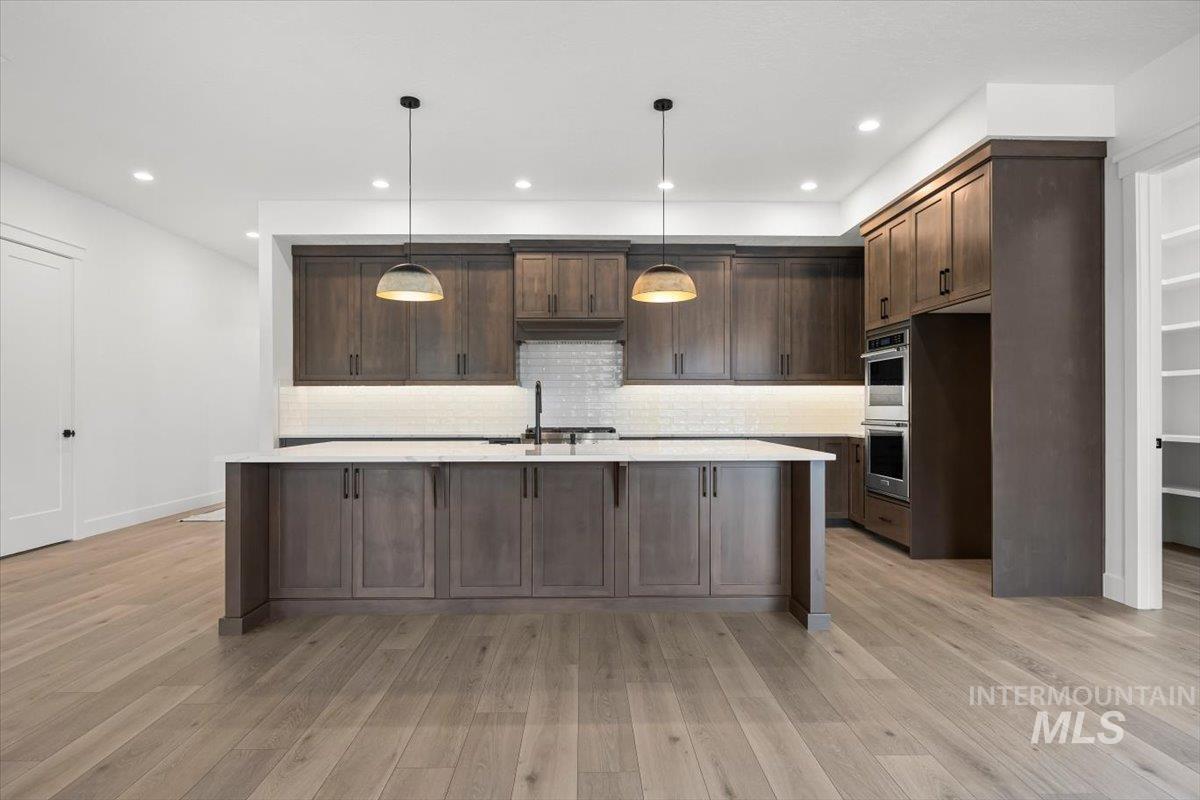 1965 W Pond Stone, Meridian, Idaho 83646, 4 Bedrooms, 3 Bathrooms, Residential For Sale, Price $799,800,MLS 98972921