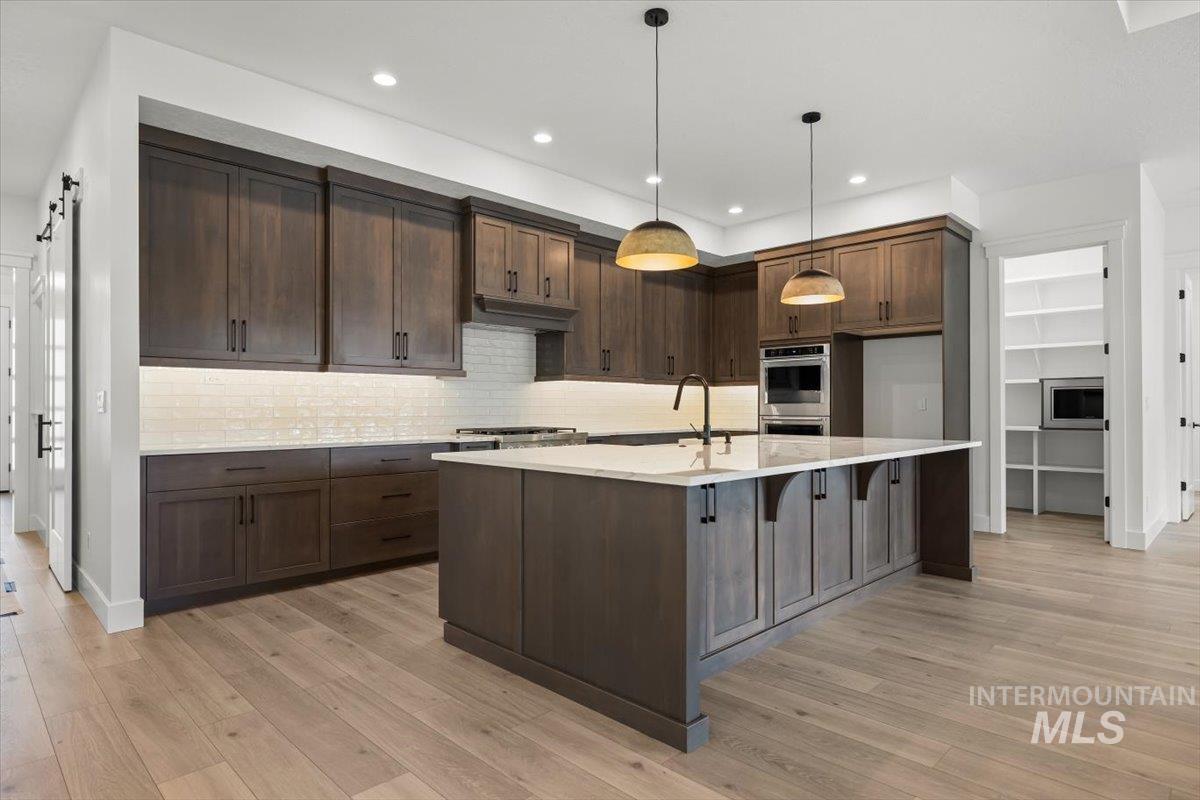 1965 W Pond Stone, Meridian, Idaho 83646, 4 Bedrooms, 3 Bathrooms, Residential For Sale, Price $799,800,MLS 98972921