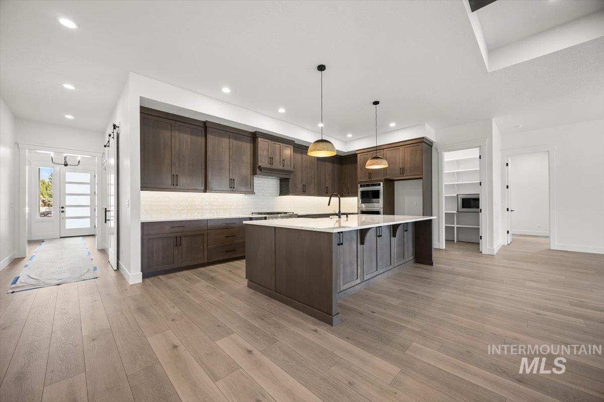 1965 W Pond Stone, Meridian, Idaho 83646, 4 Bedrooms, 3 Bathrooms, Residential For Sale, Price $799,800,MLS 98972921