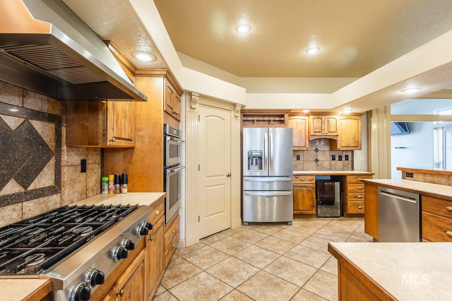 17923 Polara Way, Nampa, Idaho 83687, 3 Bedrooms, 2 Bathrooms, Residential For Sale, Price $775,000,MLS 98972924